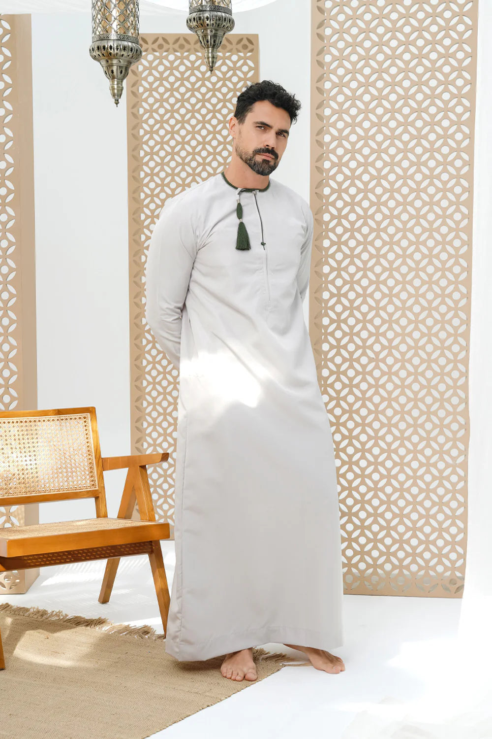 Premium Faris Omani Thobe/Jubba - Ivory White Traditional Arabic Robe for Men | Eid, Wedding & Special Occasions