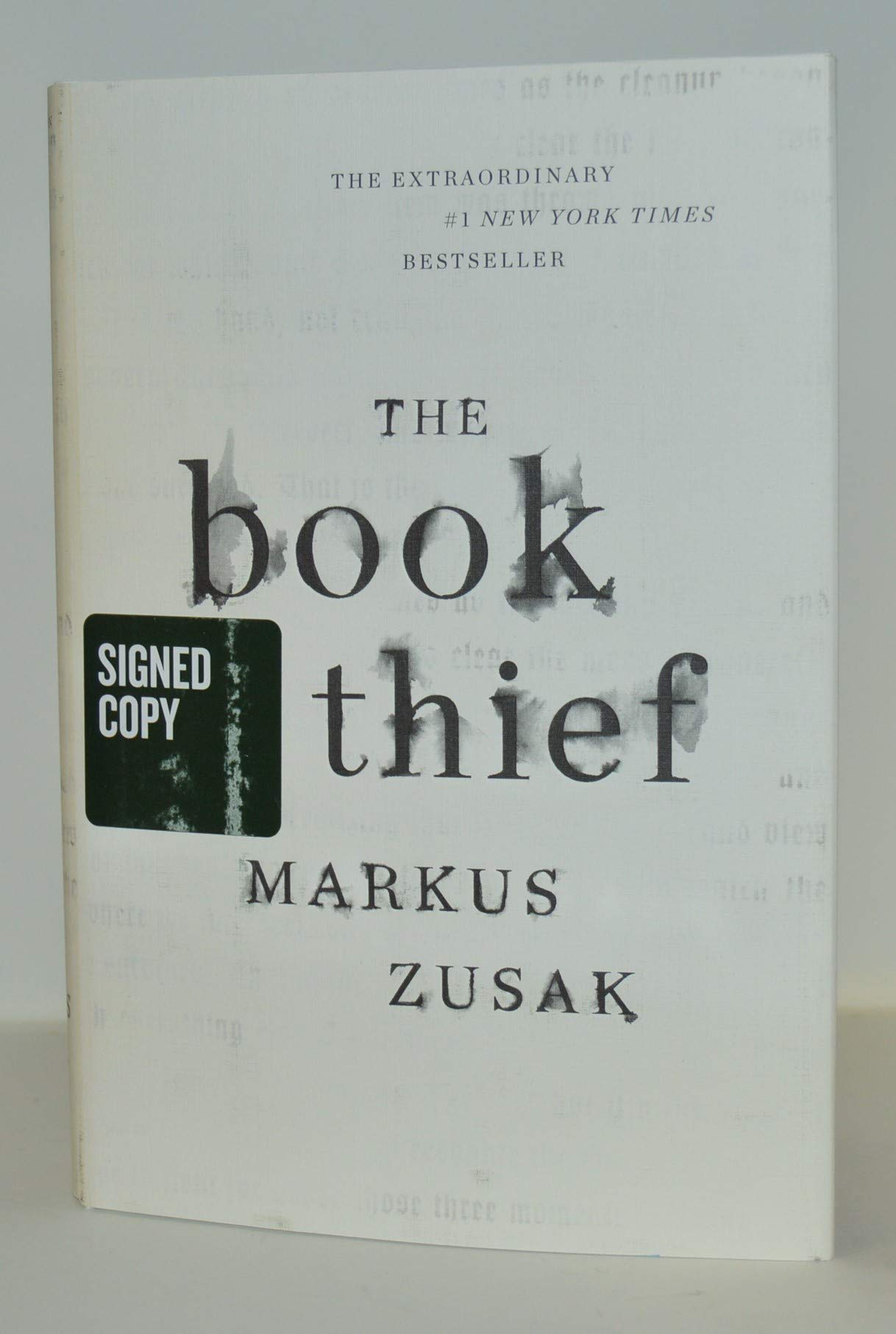 MARKUS ZUSAK Signed 'THE BOOK THIEF' Hardcover First Anniversary Edition - #1 New York Times Bestseller - Perfect for Book Collectors & Literature Lovers