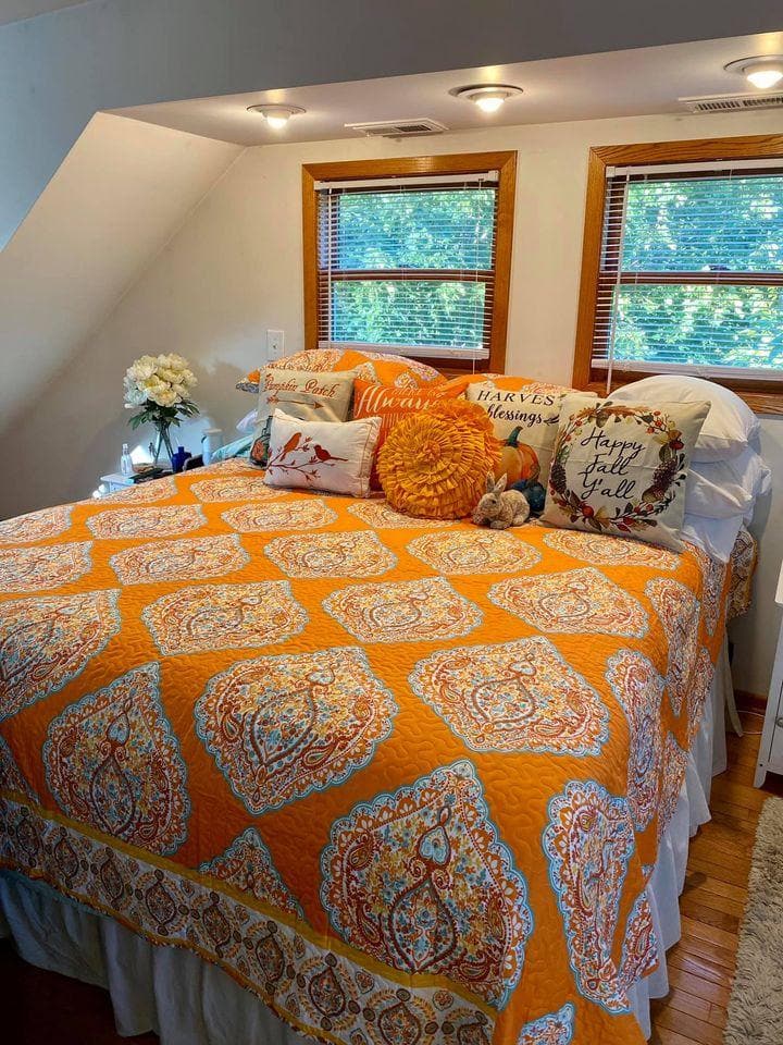 Harley 5-Piece Quilt Set Queen Size - Soft Bedding Comforter Set with Pillow Shams - Perfect for Cozy Bedrooms & Guest Rooms