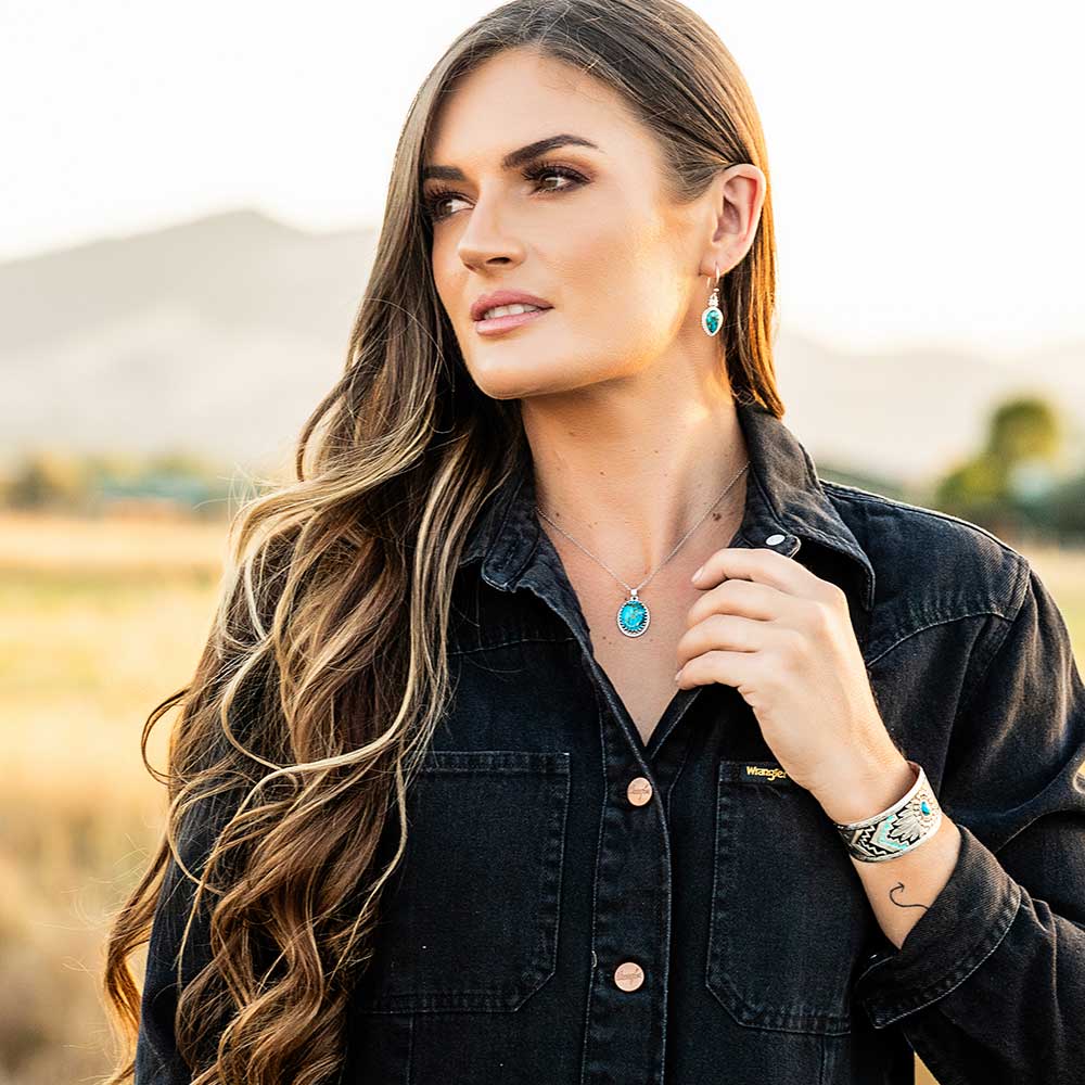 Wisdom of the West Turquoise Necklace for Women | Handmade Southwest Style Jewelry | Perfect for Boho Fashion, Gift Giving & Special Occasions