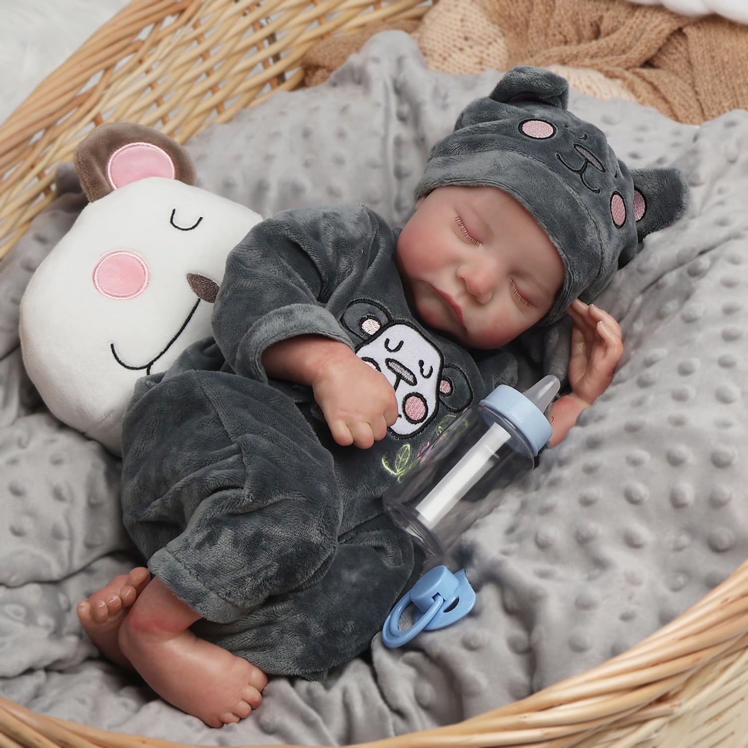 18 Inch Realistic Reborn Baby Doll - Lifelike Full Vinyl Body for Kids Age 3+ | Perfect for Role Play, Gift Giving & Collecting (Levi.B)