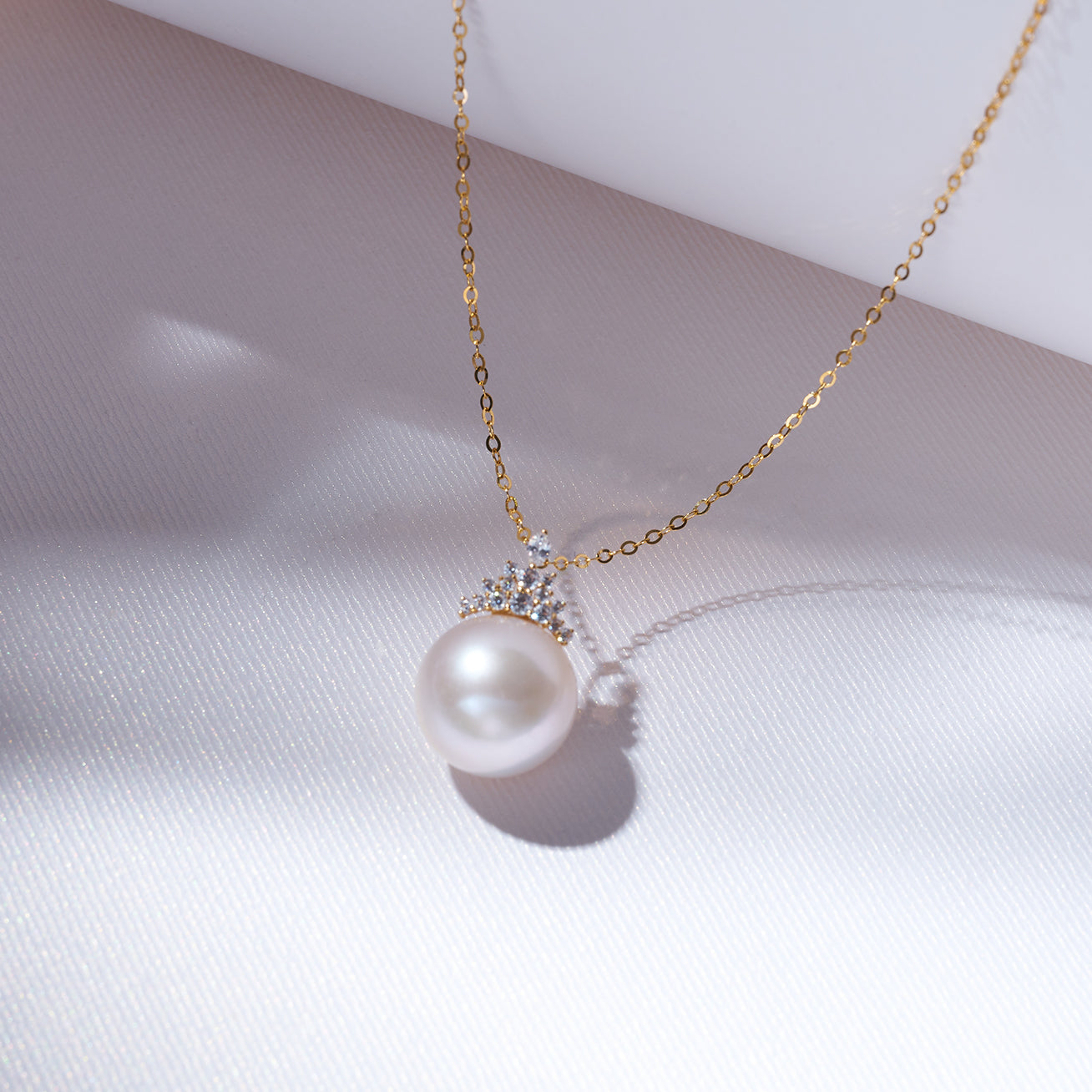 18K Solid Gold Edison Pearl Necklace KN00227 - Elegant Pearl Jewelry for Women, Perfect for Weddings, Parties & Special Occasions