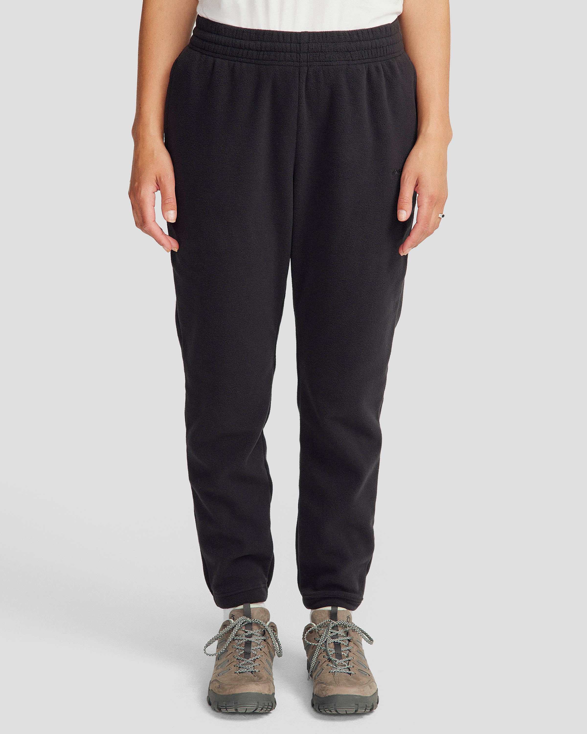 Women's Ridge 100 PrimaLoft® Bio Joggers - Black | Water-Resistant Fleece-Lined Running Pants for Outdoor Activities & Cold Weather