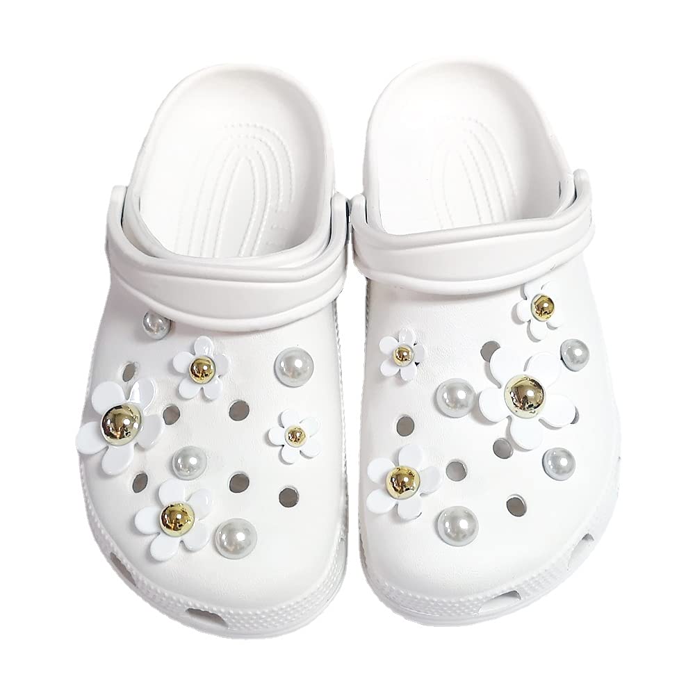 16pcs Daisy Rhinestone Shoe Charms Set - Flower Shoe Accessories for Crocs, Clogs & Sandals - DIY Decoration for Women, Men, Kids - Perfect Birthday Gift for Girls & Adults - Great for Parties, Weddings & Everyday Fashion