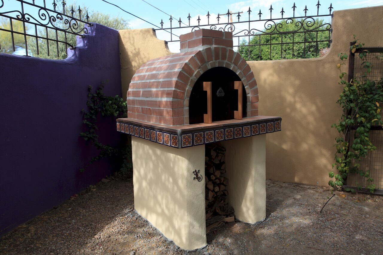 Scratch N' Dent Mattone Barile Series Outdoor Pizza Oven - Perfect for Backyard BBQs, Patio Parties & Authentic Italian-Style Pizza Making