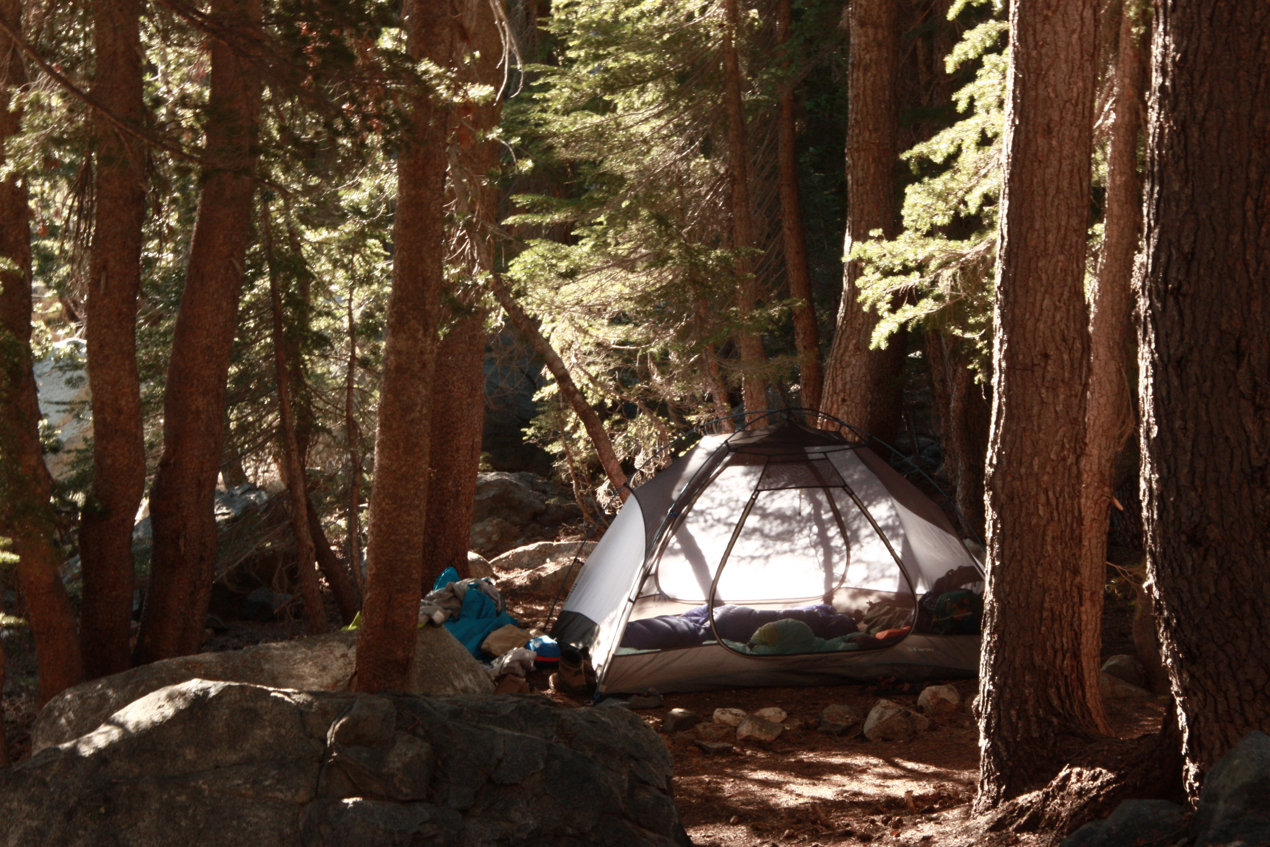 Best Backpacking Guide to Yosemite's Ten Lakes - Hiking Trails, Camping Tips & Scenic Views | Outdoor Adventure Travel