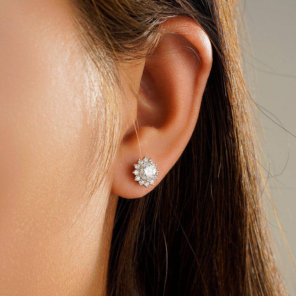 2 Carat Sunflower Round Moissanite Stud Earrings for Women - Hypoallergenic 925 Sterling Silver Earrings for Everyday Wear, Gift Giving & Special Occasions