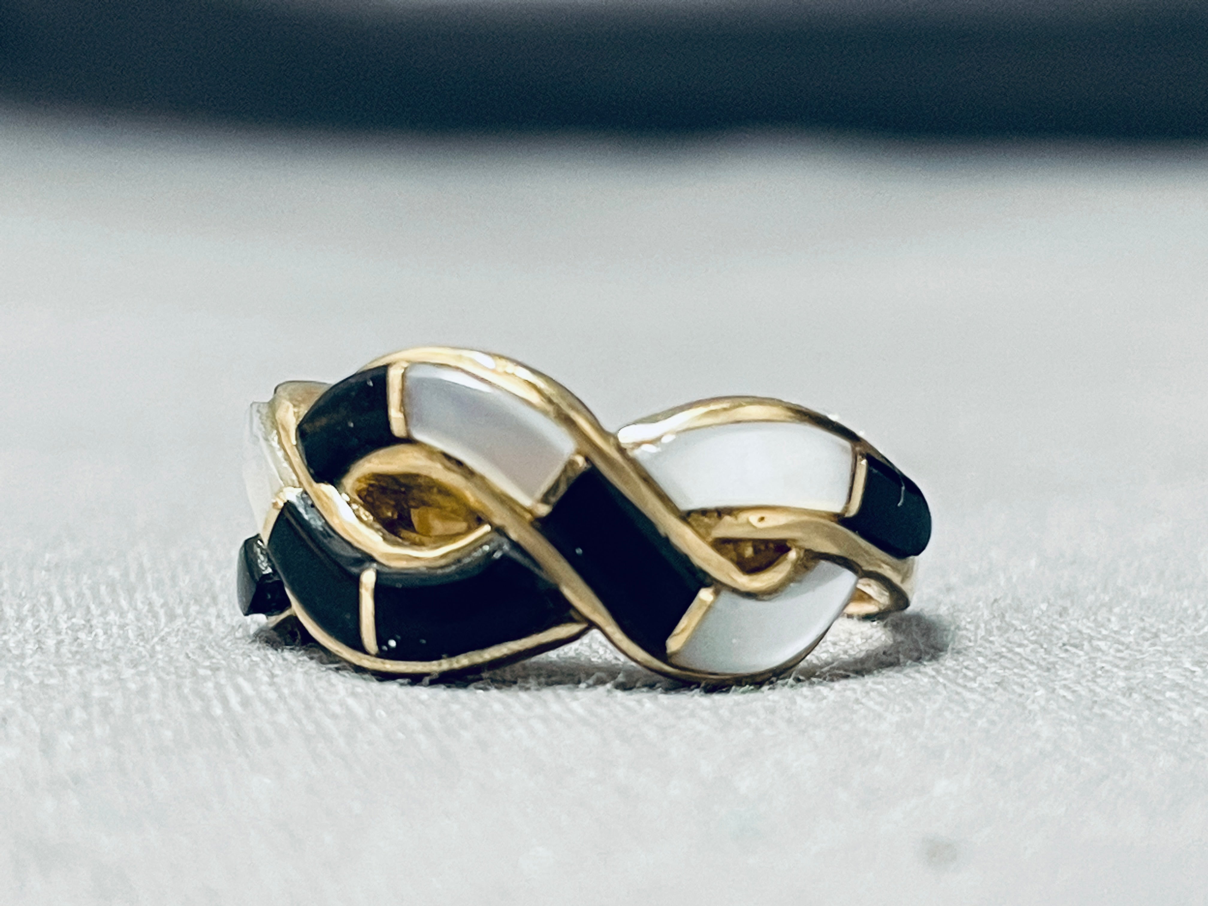 14K Solid Gold Vintage Native American Navajo Pearl Jet Ring - Handmade Southwest Jewelry for Women, Perfect for Weddings, Parties & Boho Fashion