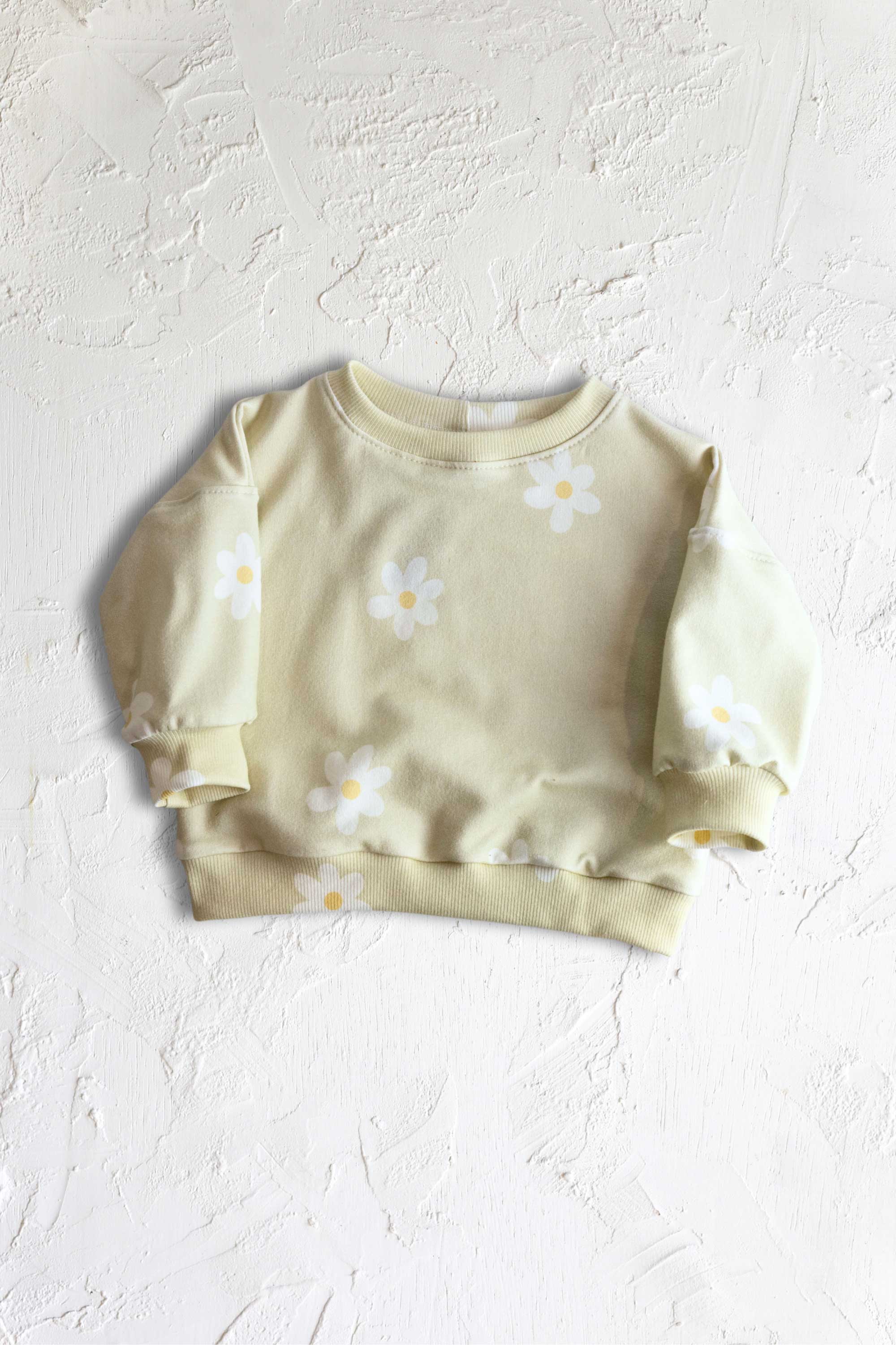 Organic Oversized Lime Blossom Crewneck Sweatshirt for Women - Soft Cotton Pullover Sweater for Casual Wear, Loungewear & Street Style Fashion