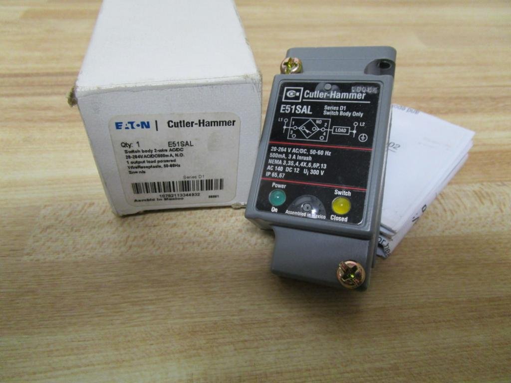 Cutler Hammer E51SAL Inductive Proximity Switch - Normally Open, Panel Mount, Grey - Ideal for Industrial Automation & Machine Safety Applications