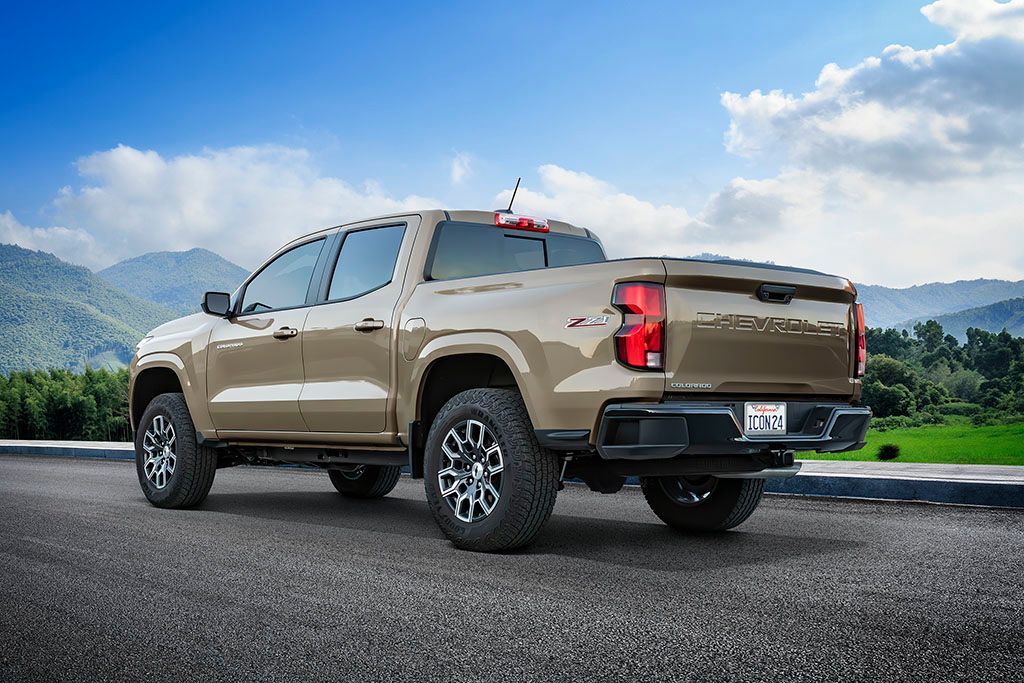 2023-2024 Chevy Colorado WT/LT/Z71 2.5