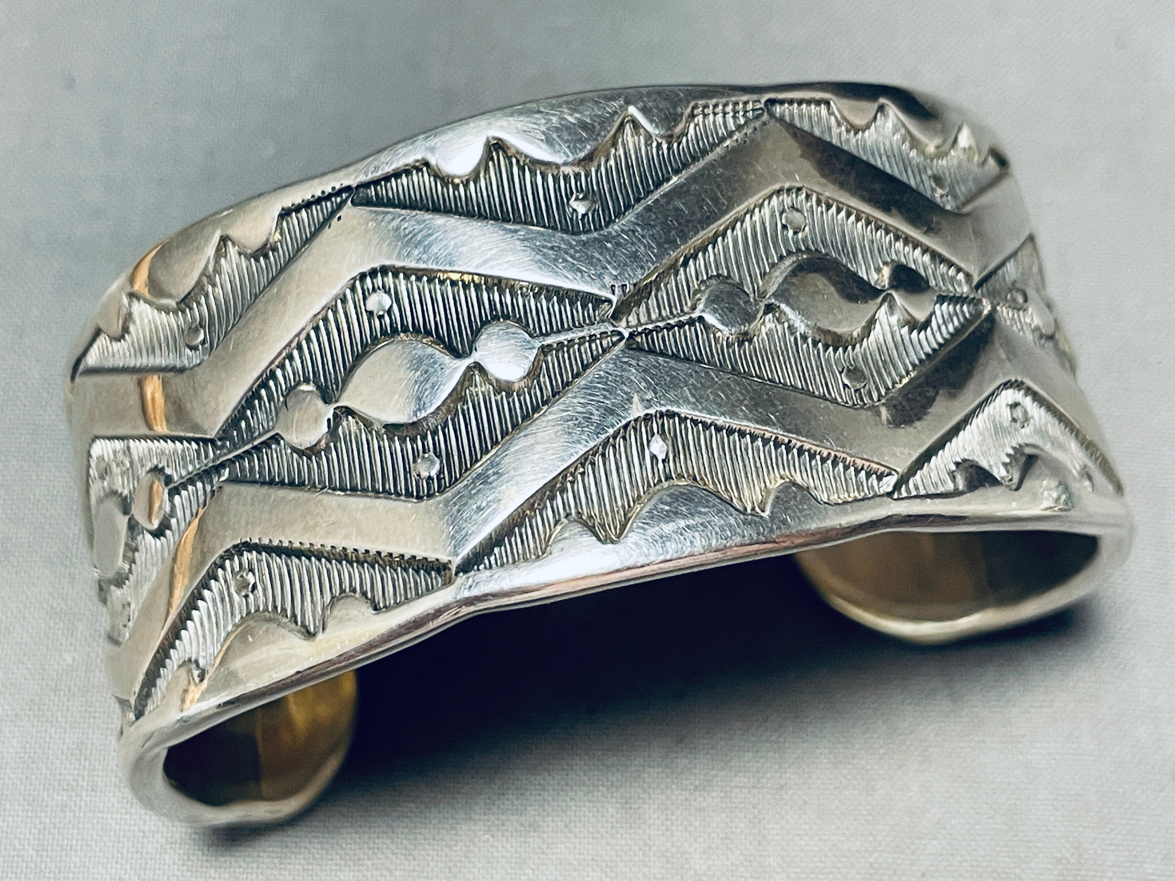 117 Grams Handcrafted Vintage Navajo Sterling Silver Bracelet - Authentic Native American Jewelry for Women, Perfect for Boho & Western Fashion