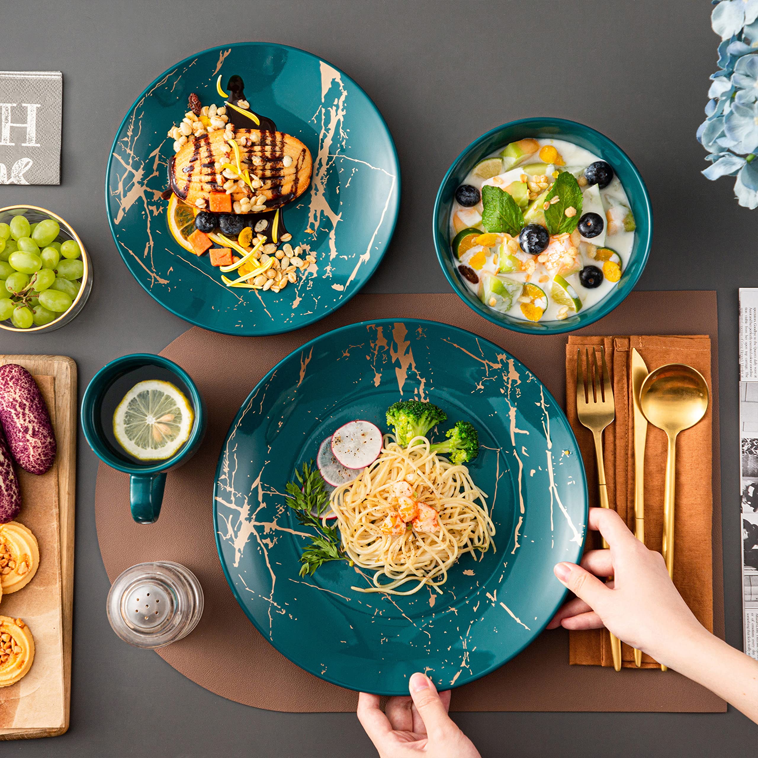LOVECASA 16-Piece Porcelain Dinnerware Set for 4 - Gold Trim Dark Green Plates, Bowls & Mugs - Elegant Dinner Plates, Dessert Plates & Soup Bowls - Perfect for Family Dinners, Holiday Entertaining & Restaurant-Style Dining