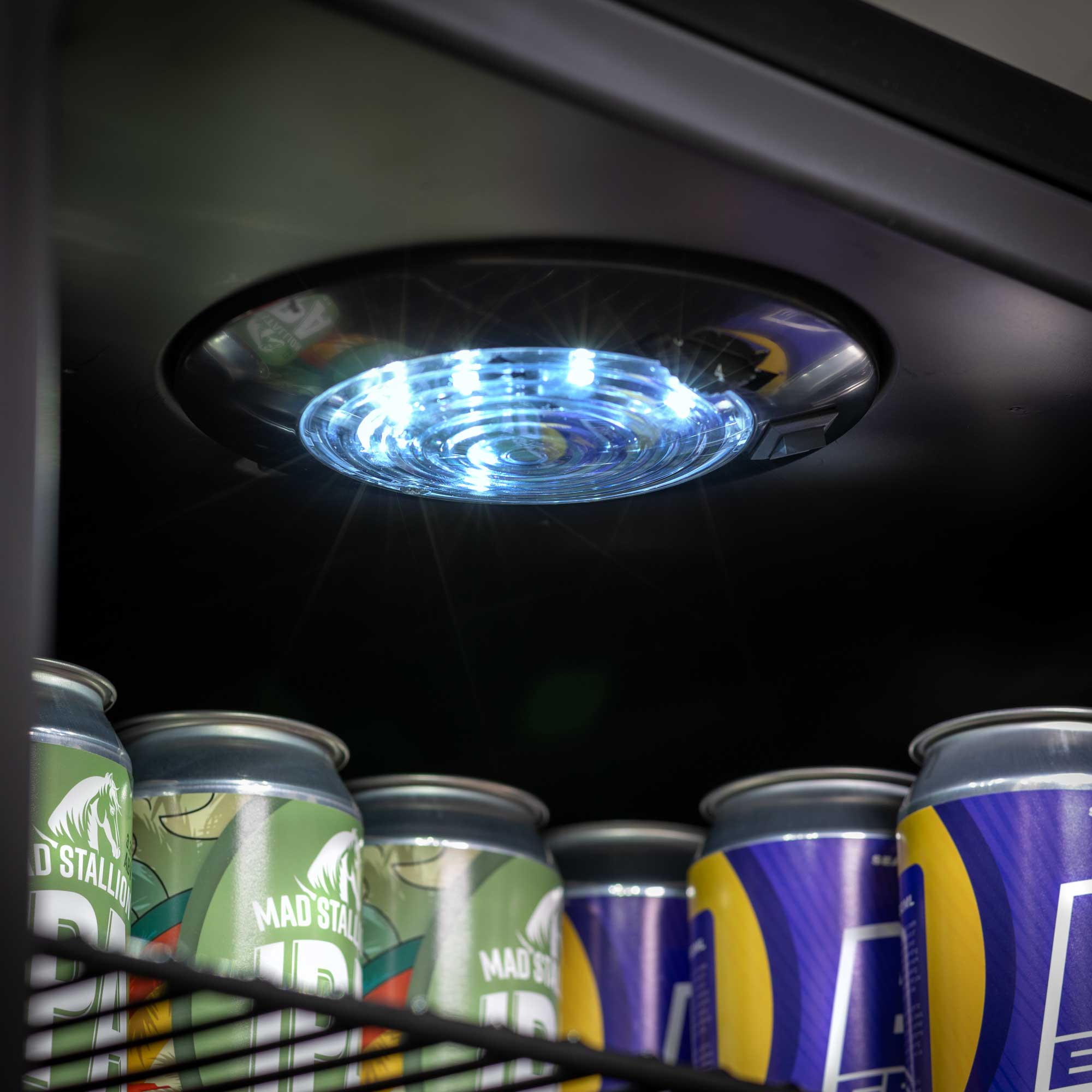 Baridi 115L Under Counter Beverage Cooler - Black DH223 | Energy Efficient Beer & Wine Fridge with LED Light | Perfect for Home Bars, Kitchens & Entertaining Spaces