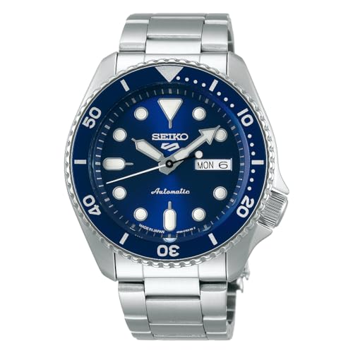 Dial bezel: Blue