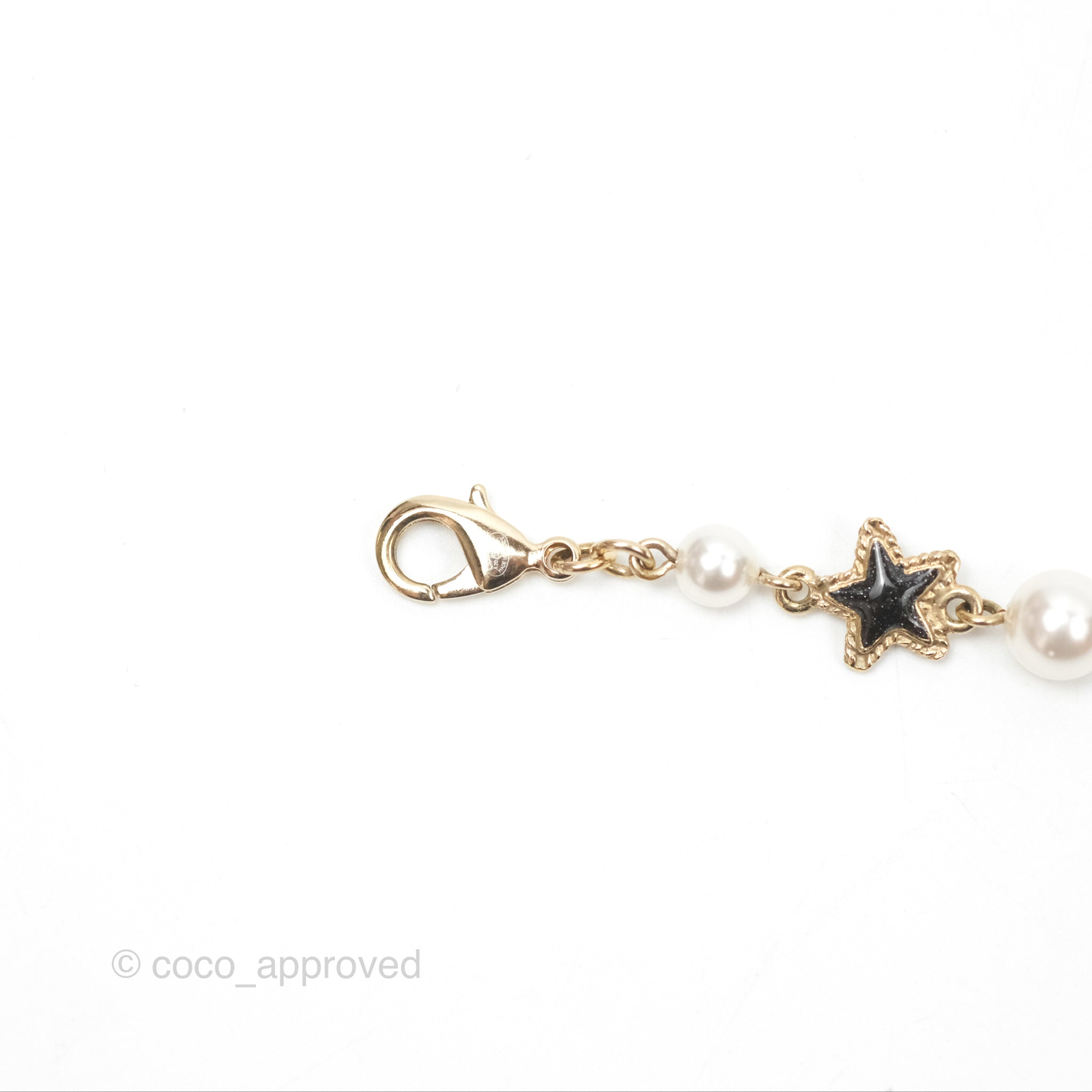 Chanel CC Pearl Star Black Pendant Bracelet in Gold Tone - Elegant 20S Fashion Jewelry for Women, Perfect for Parties, Weddings & Special Occasions