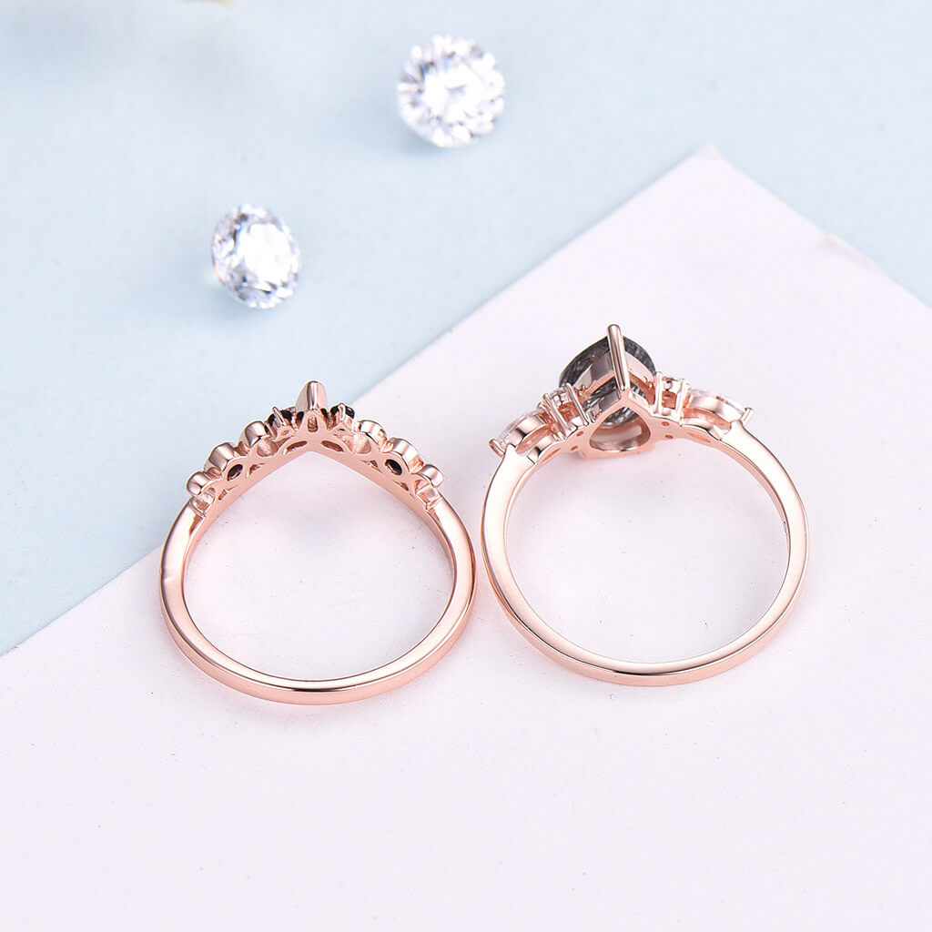 Black Diamond & Rutilated Quartz Engagement Ring for Women – Pear-Shaped Black Gemstone Wedding Band – Perfect for Proposals, Anniversaries & Special Occasions