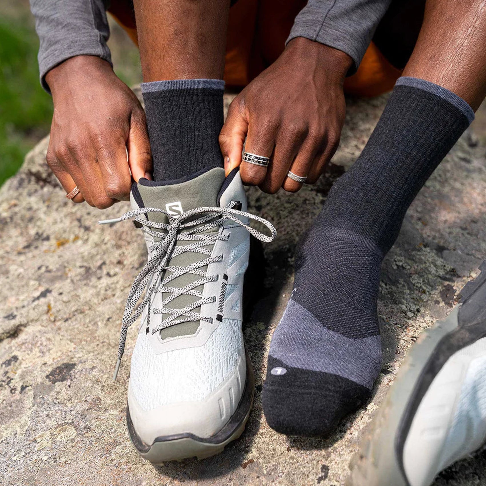 Unisex Feetures Trail Max Cushion Mini Crew Socks - Perfect for Hiking, Running & Outdoor Adventures