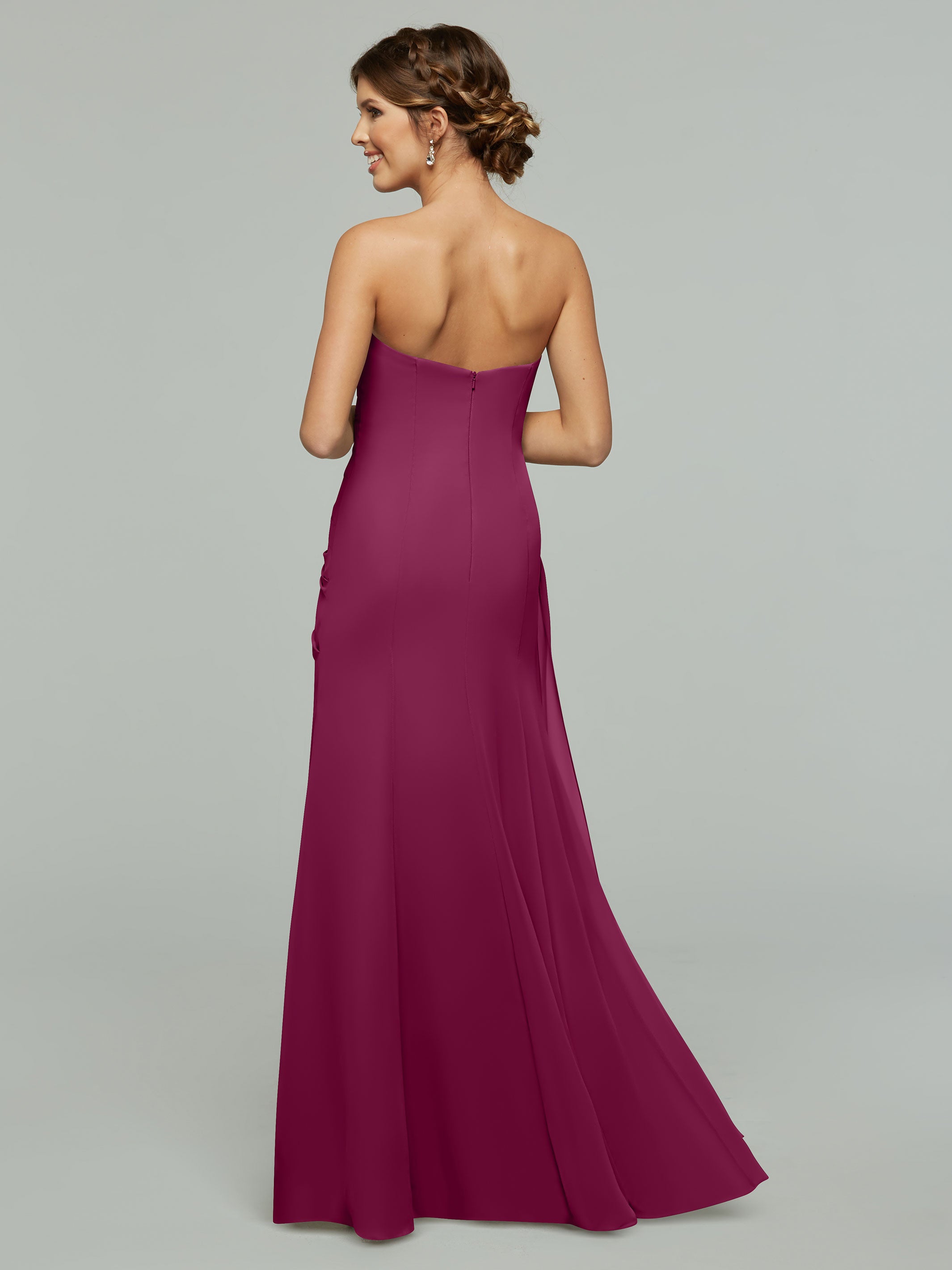 Strapless Sweetheart Chiffon Bridesmaid Dress with Ruching - Elegant Formal Gown for Weddings, Prom & Special Occasions