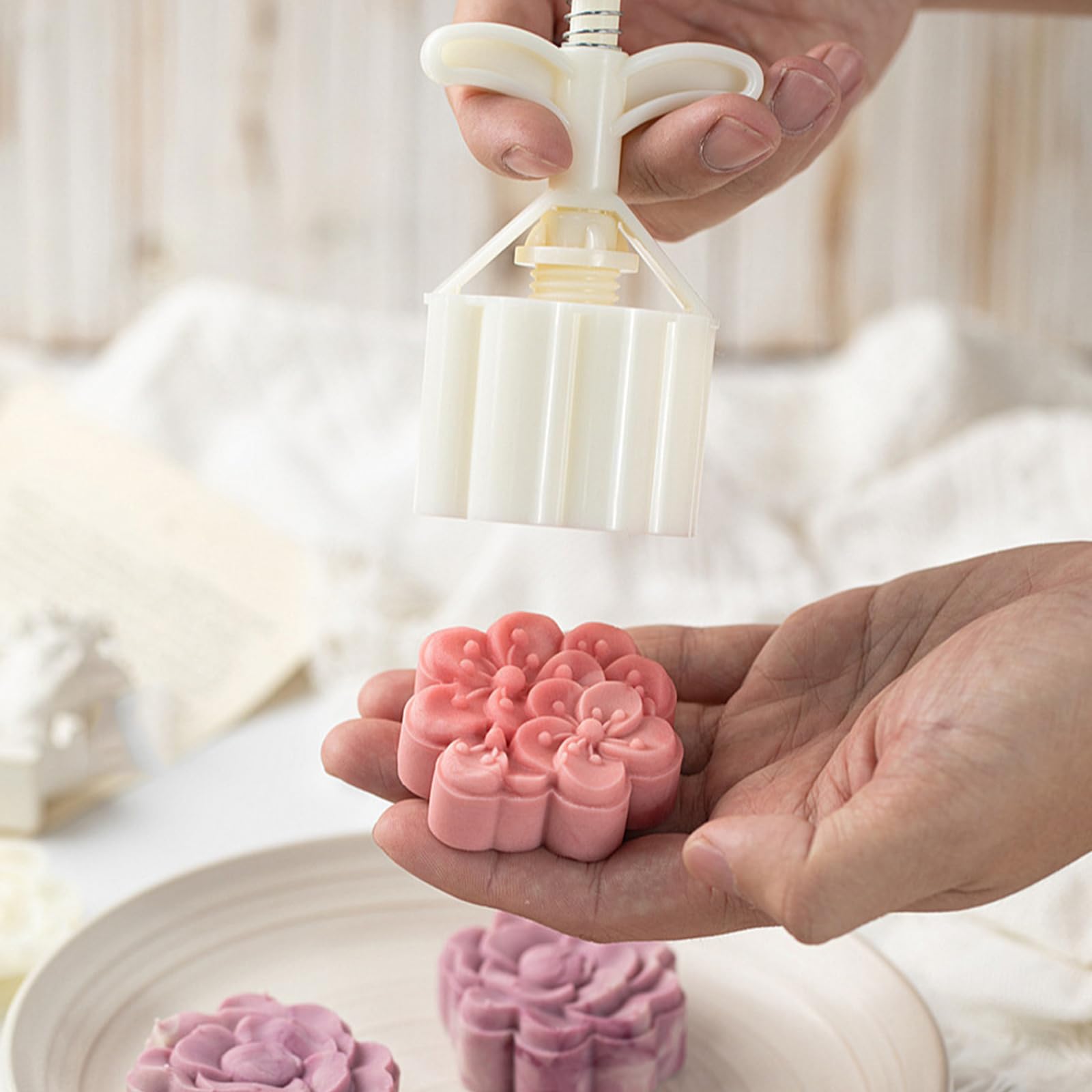 Mooncake Press Mold DIY Kit - 4 Plum Blossom Stamps for Handmade Mooncakes, Traditional Chinese Pastry Maker Tool for Mid-Autumn Festival Baking (Perfect for Home Baking, Gifts & Cultural Celebrations)