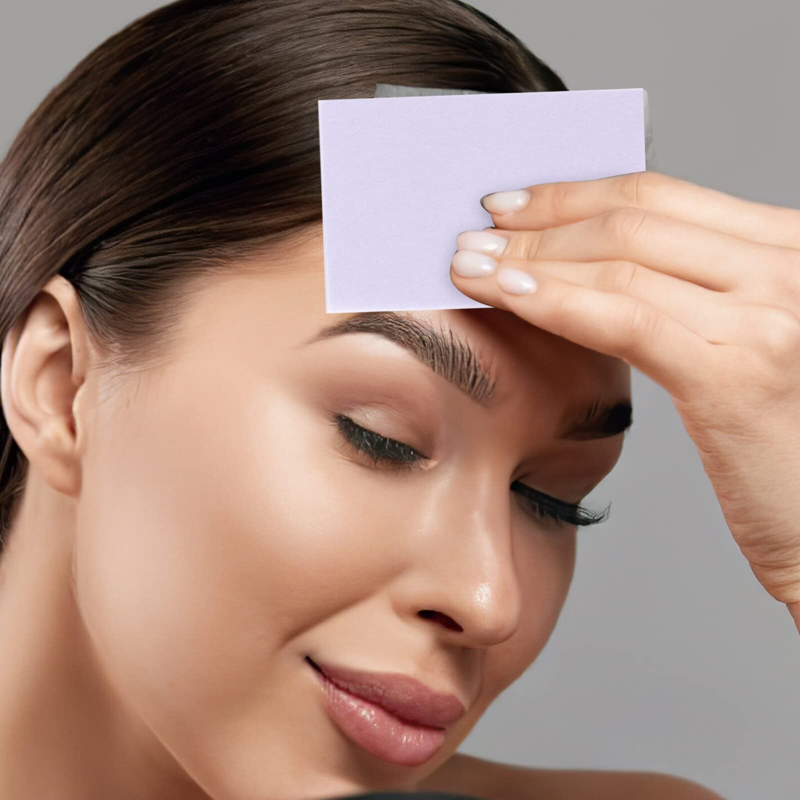 FOMIYES Oil Absorber Sheets - 100-Pack Blotting Papers for Face & Nose, Makeup & Skincare Essential for Men & Women - Perfect for Oily Skin Control, Touch-Ups, and On-the-Go Shine Removal