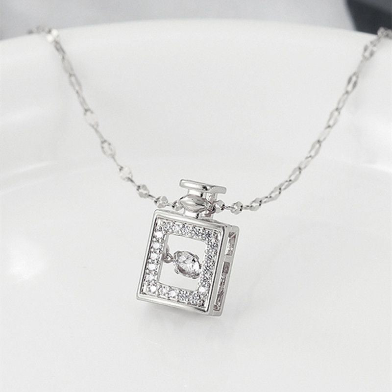 Valentine's Day Gift for Her - Elegant Diamond Perfume Bottle Pendant Necklace, Women's Fashion Jewelry, Perfect for Anniversary, Date Night, and Special Occasions