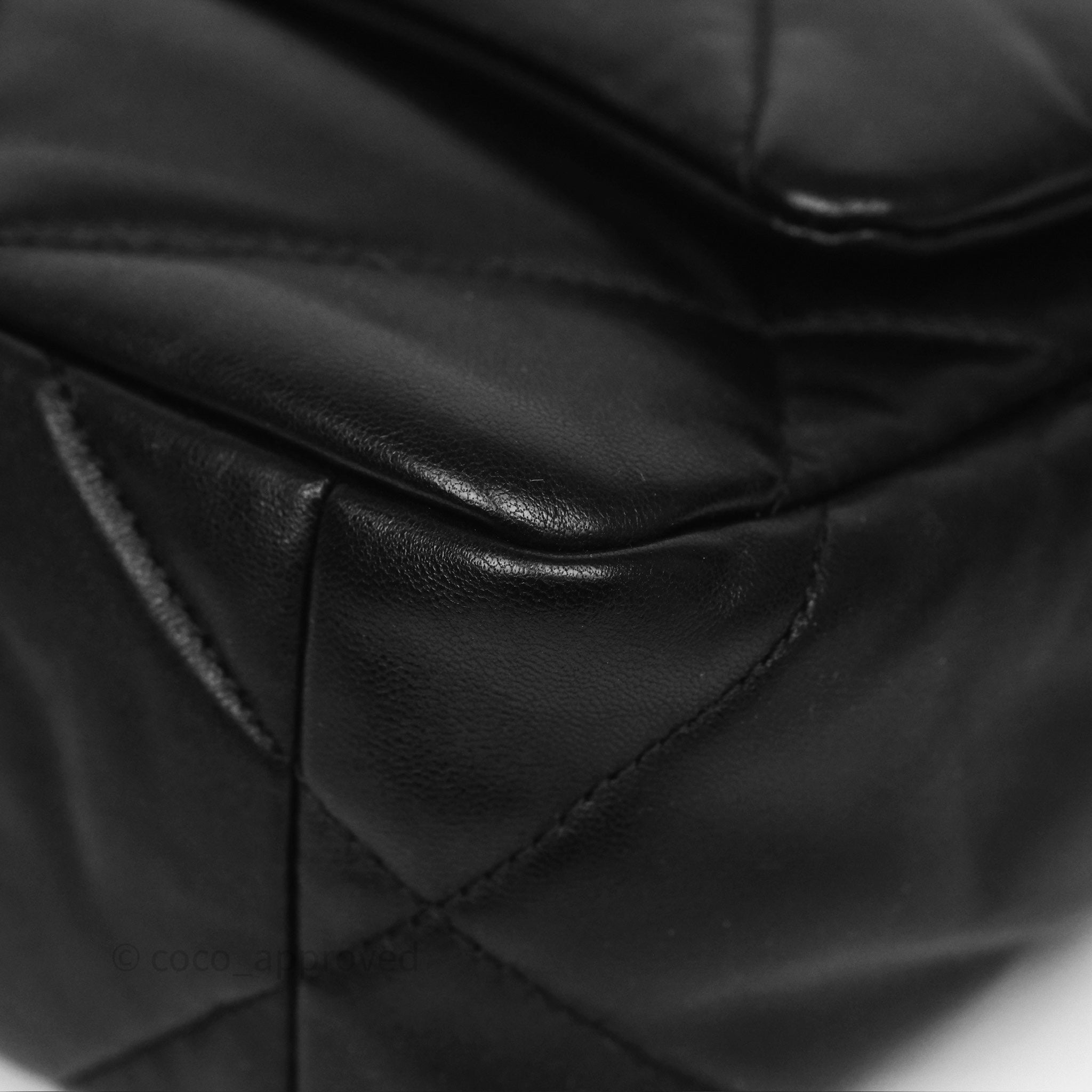 Chanel 19 Small Black Leather Flap Bag with Mixed Gold & Silver Hardware - Luxury Designer Handbag for Women, Perfect for Evening Events & Date Nights