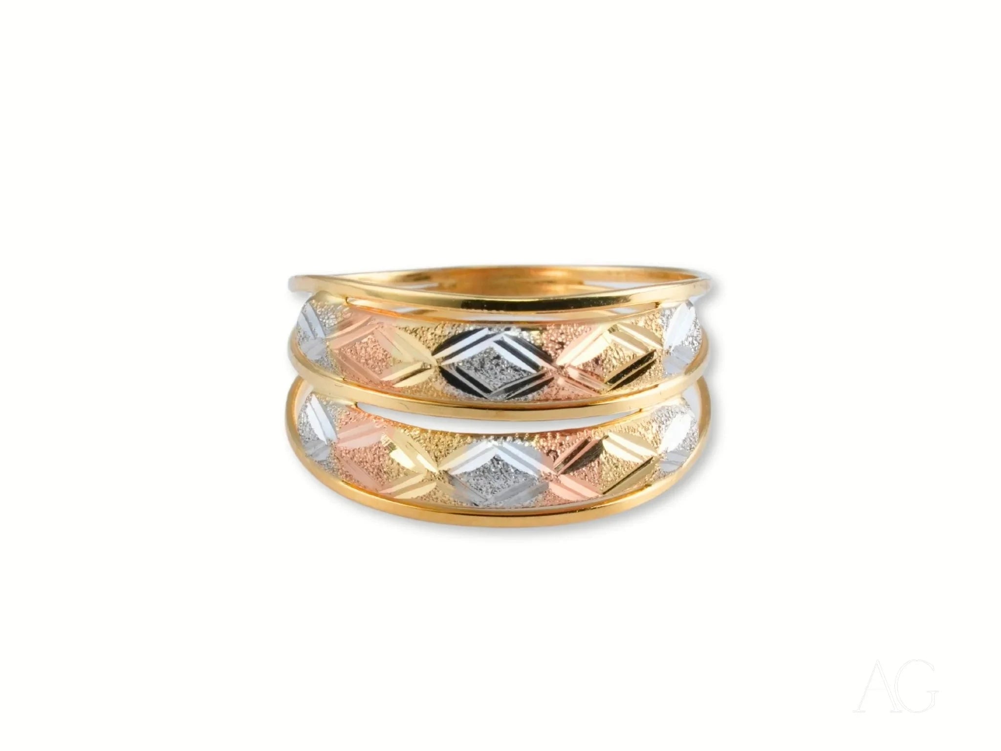 18K Tri-Tone Gold Ring for Women - Elegant Stackable Band in Yellow, White & Rose Gold - Perfect for Wedding, Anniversary & Everyday Wear