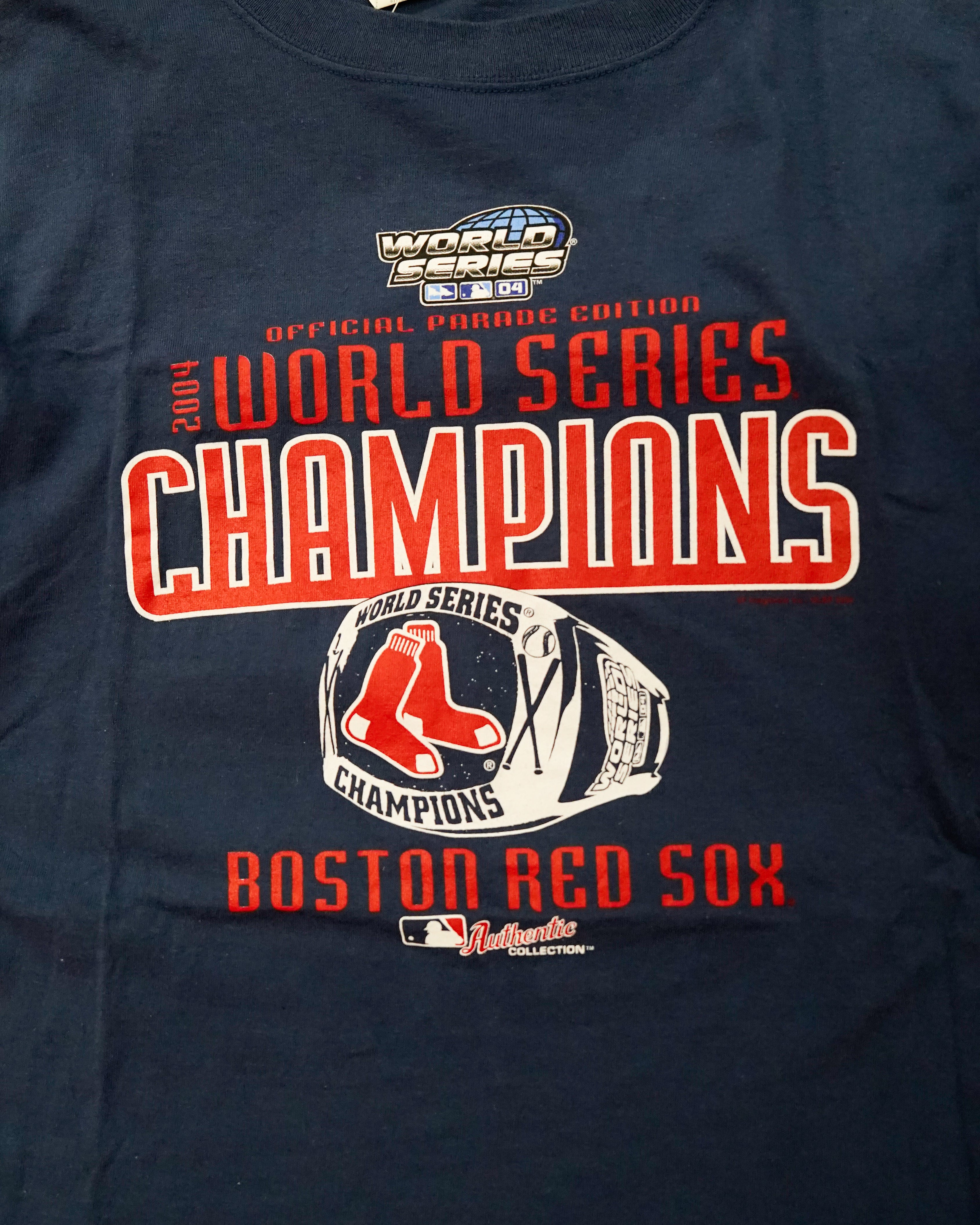 Official Boston Red Sox 2004 World Series Champions Parade T-Shirt (Medium/Large) - Vintage Baseball Fan Apparel for Men, Game Day & Casual Wear