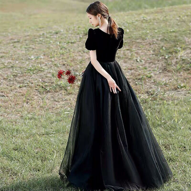 Elegant Black Velvet Tulle Long Prom Dress - A-Line Evening Formal Gown for Women | Perfect for Homecoming, Ball, Wedding Party & Special Occasions