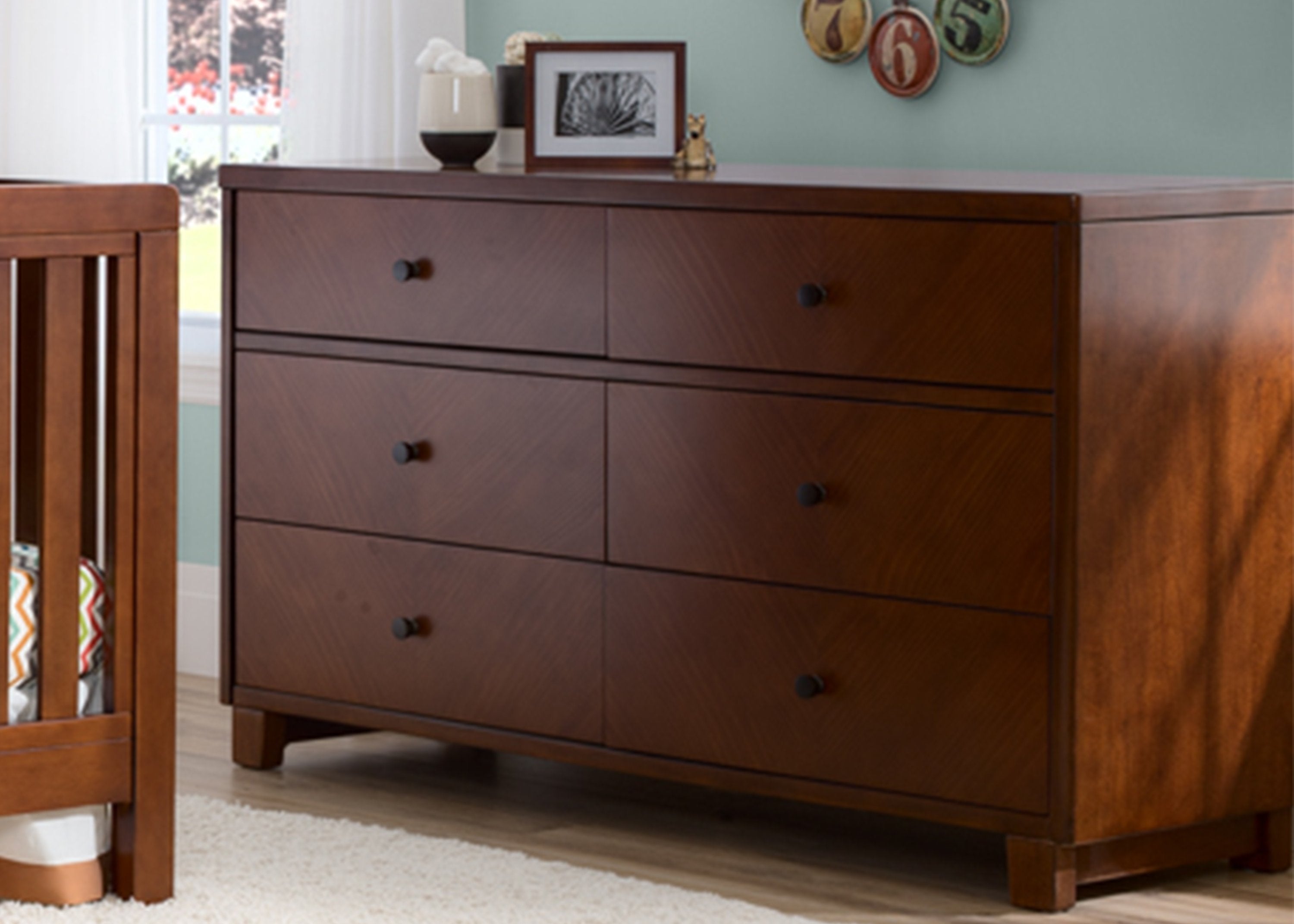 Modern 6-Drawer Chevron Dresser - Solid Wood Bedroom Storage Furniture for Organizing Clothes & Accessories | Perfect for Master Bedroom, Guest Room & Dorm Decor