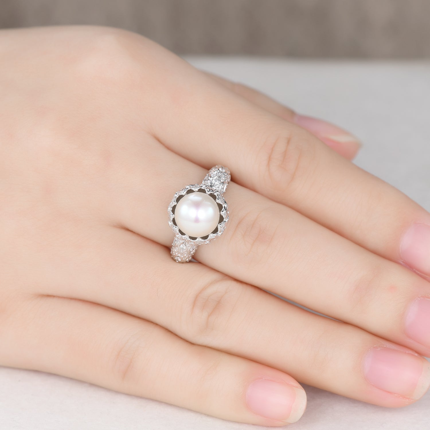 9mm Round Cut Pearl Engagement Ring - Vintage Lotus Diamond White Gold Wedding Band for Brides, Anniversary & Special Occasions