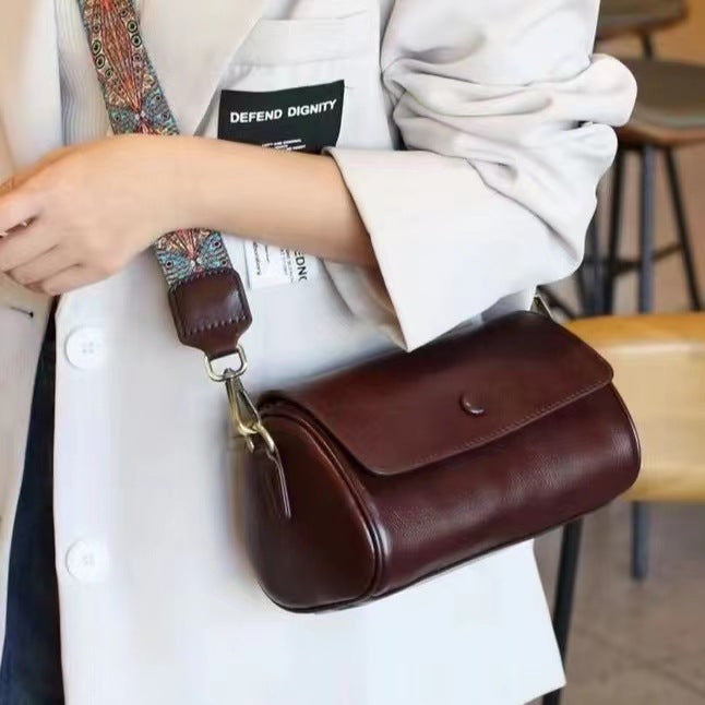 Stylish Women's Circular Crossbody Bag - Fashionable Leather Shoulder Purse for Everyday Use, Travel & Date Nights