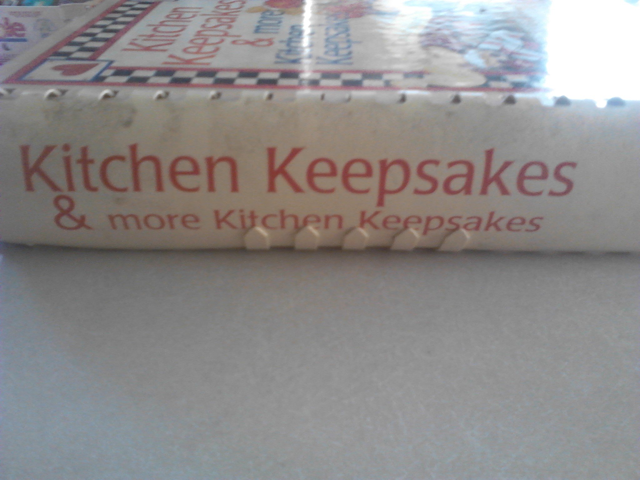 Kitchen Keepsakes Cookbook - Family Recipes for Every Occasion | Home Cooking