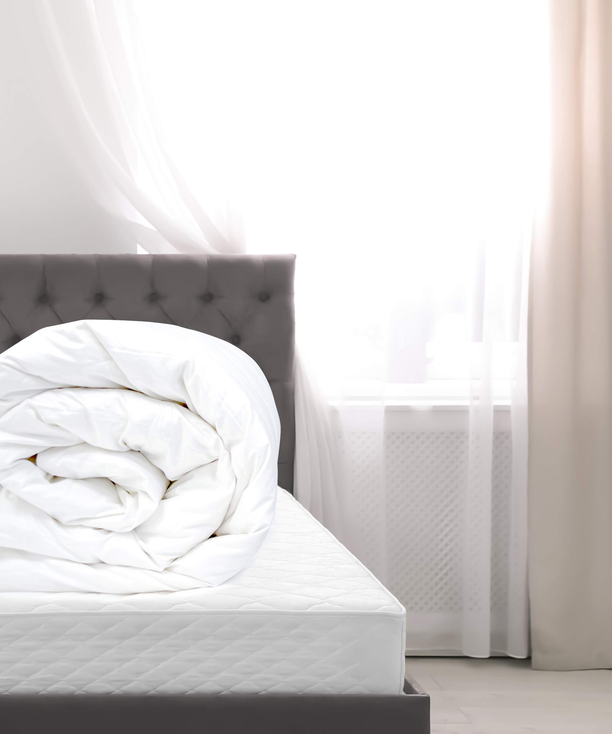 Westex Canadian Hutterite Goose Down Lightweight Queen Size Comforter - Ultra Soft & Warm All-Season Bedding for Cozy Sleep in Winter & Summer
