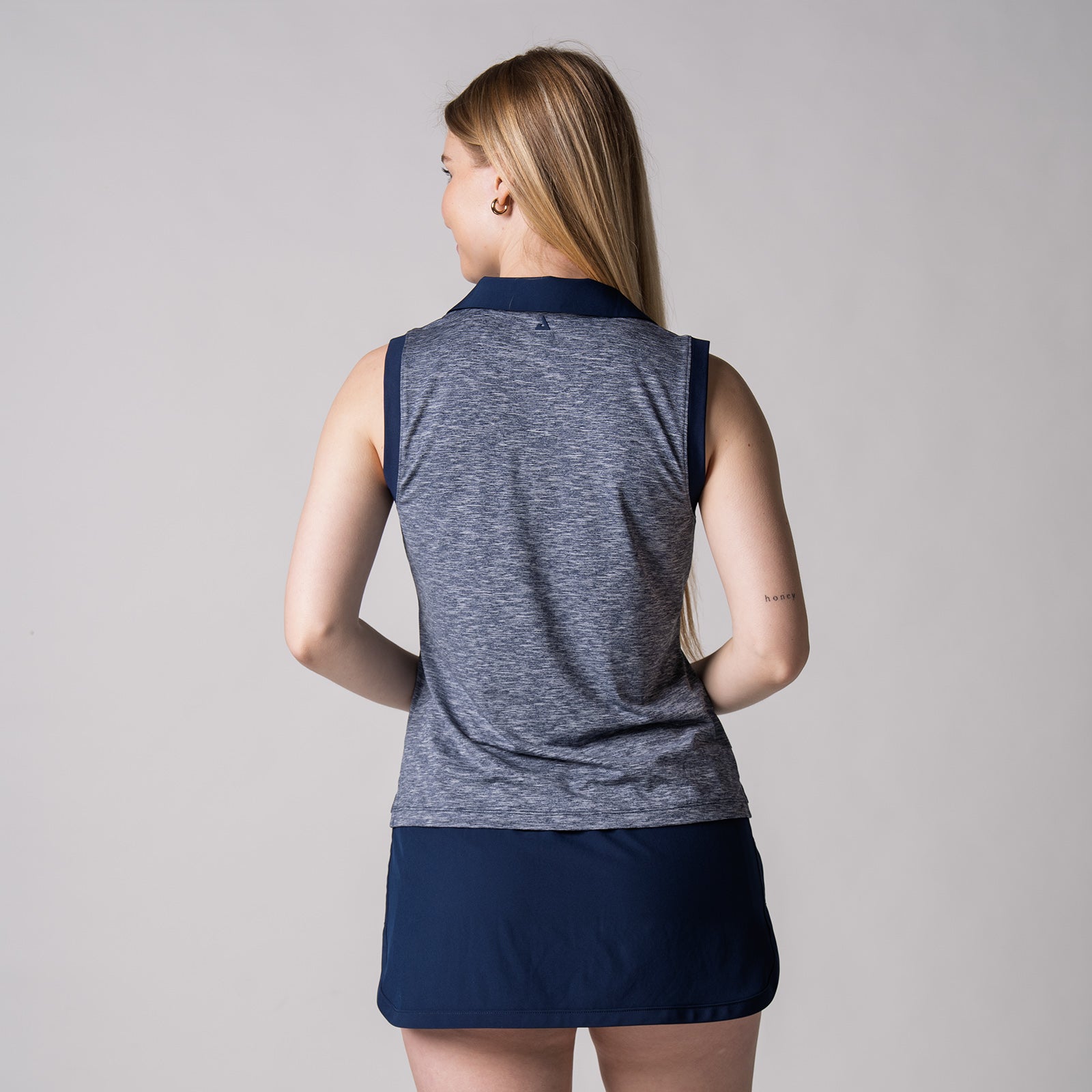 Women's Sleeveless Polo Shirt for Golf & Tennis - Breathable Moisture-Wicking Activewear Top for Summer Sports & Outdoor Activities