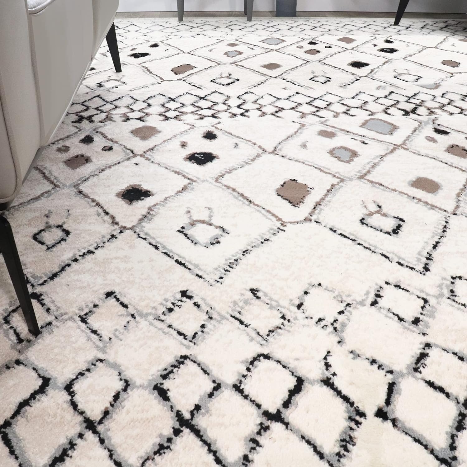 Flintstone Diamond Trellis Bohemian Style Indoor Area Rug & Runner - Perfect for Living Room, Bedroom, or Boho Home Decor