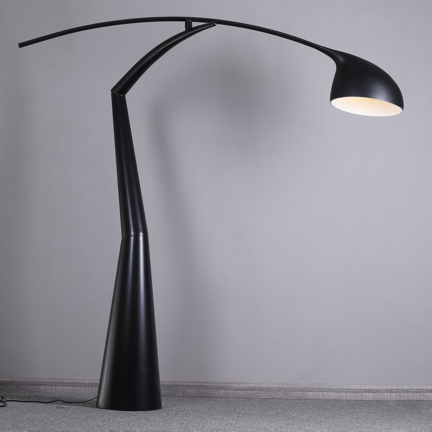 Arden Sculpture Floor Lamp - Modern LED Standing Light for Living Room, Bedroom & Office - Adjustable Brightness & Dimmable Design - Perfect for Reading, Relaxing & Home Decor