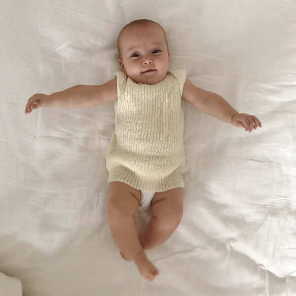 Soft Baby Comforter & Vest Set - Cozy 2-Piece Outfit for Newborns & Infants - Perfect for Naptime, Bedtime & Photo Shoots