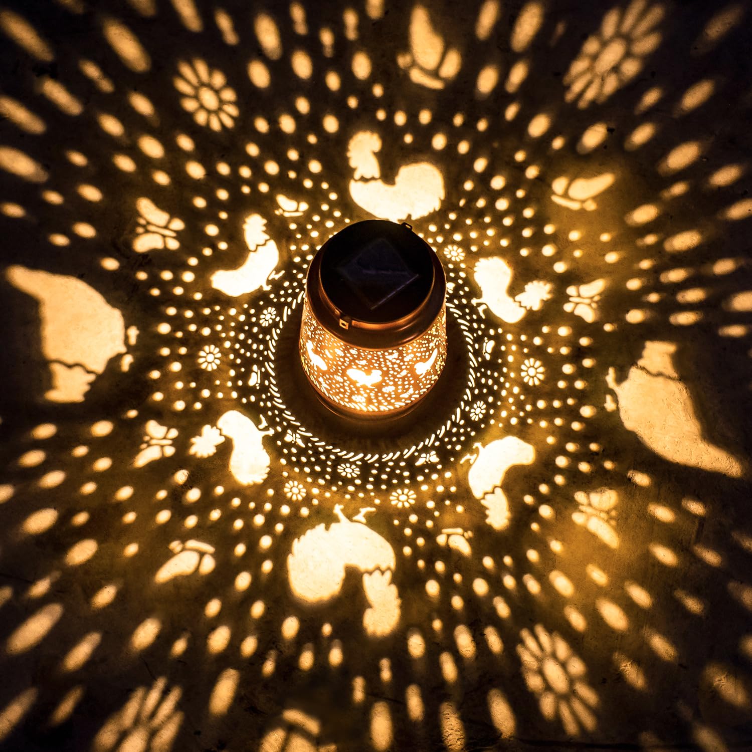 Solar Powered Chicken Lanterns - Waterproof Outdoor Hanging LED Decorative Lights for Garden, Yard, Patio, Lawn & Pathway - Unique Metal Chicken Shaped Solar Lights for Women & Men - Perfect for Backyard Decor, Landscape Lighting, Tabletop Centerpiece & Chicken Lover Gifts