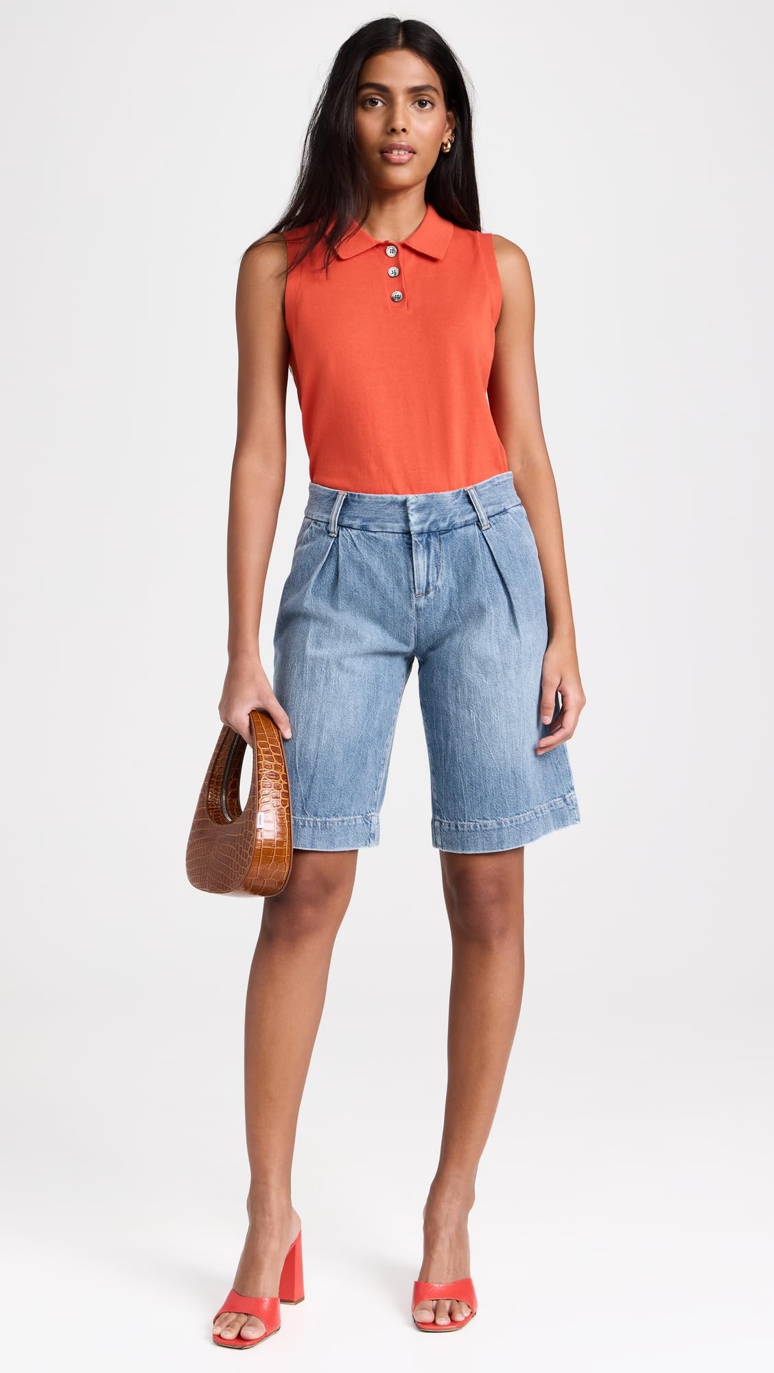 Alice + Olivia Women's Eric Low Rise Bermuda Shorts - Stylish Casual Summer Shorts for Women | Perfect for Beach, Travel & Everyday Wear
