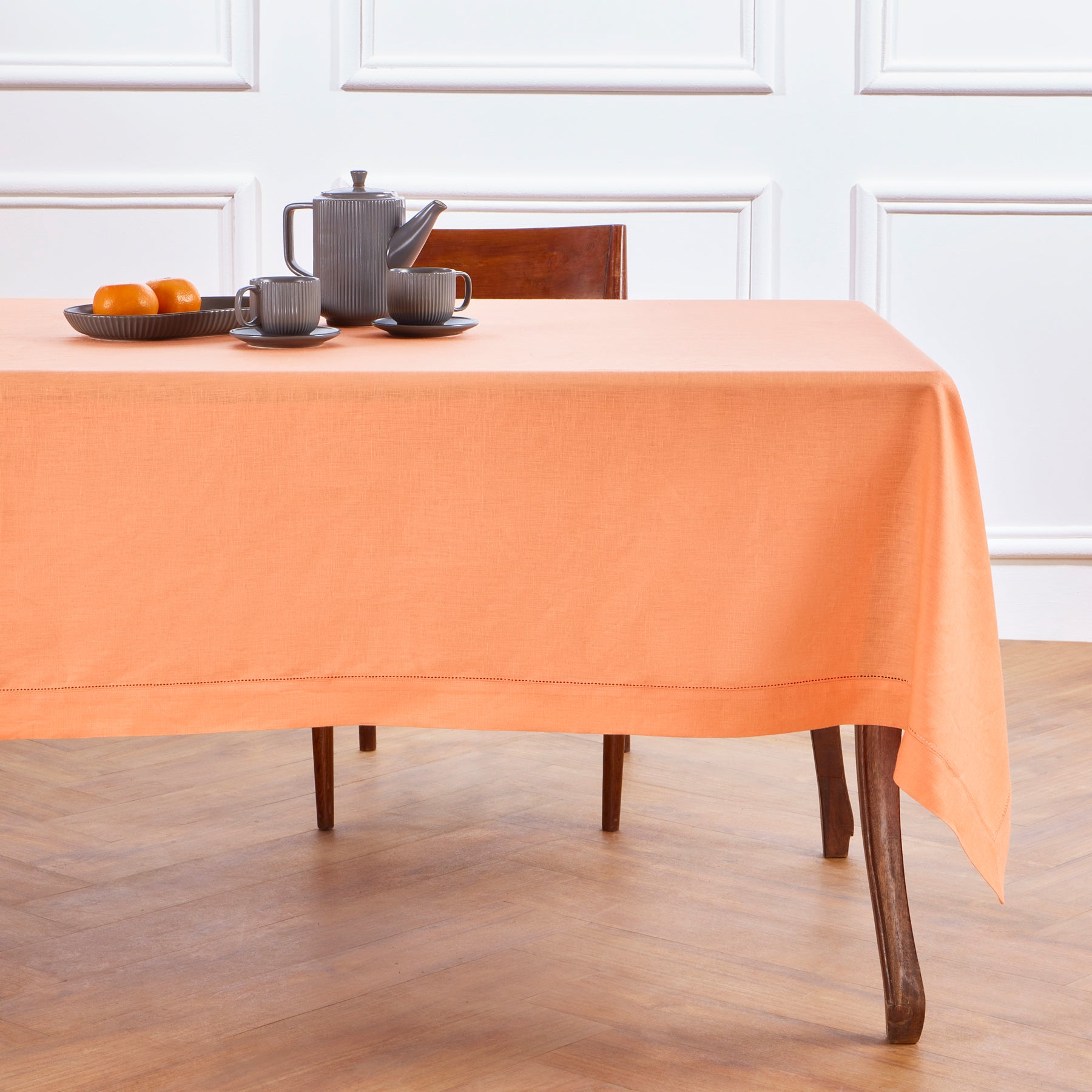 Elegant Classic Hemstitch Tablecloth - Premium Cotton Linen Dining Table Cover for Formal Dinners & Special Occasions