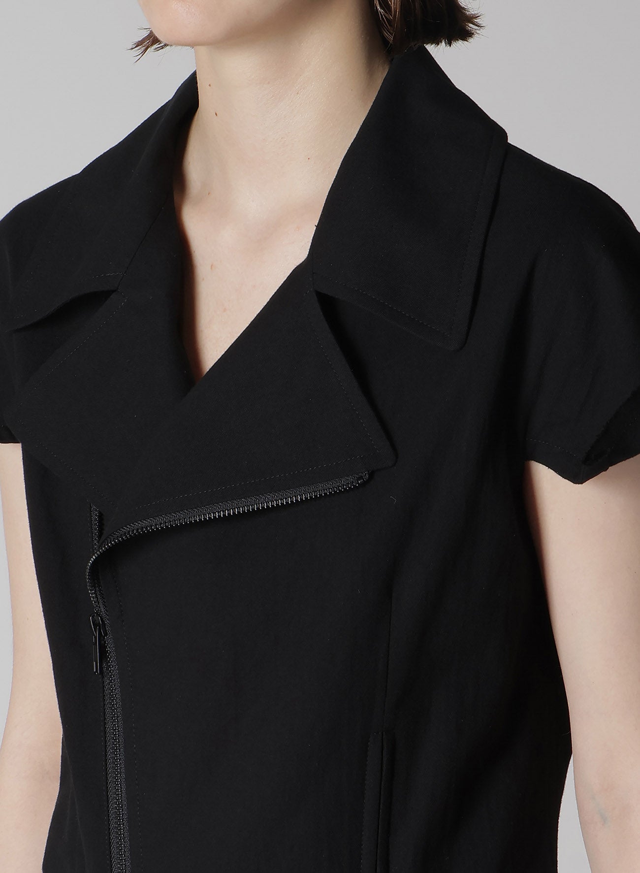 Stylish Cotton Twill Untrimmed Sleeve Moto Jacket for Women - Perfect for Motorcycle Riding, Casual Outfits & Streetwear Fashion