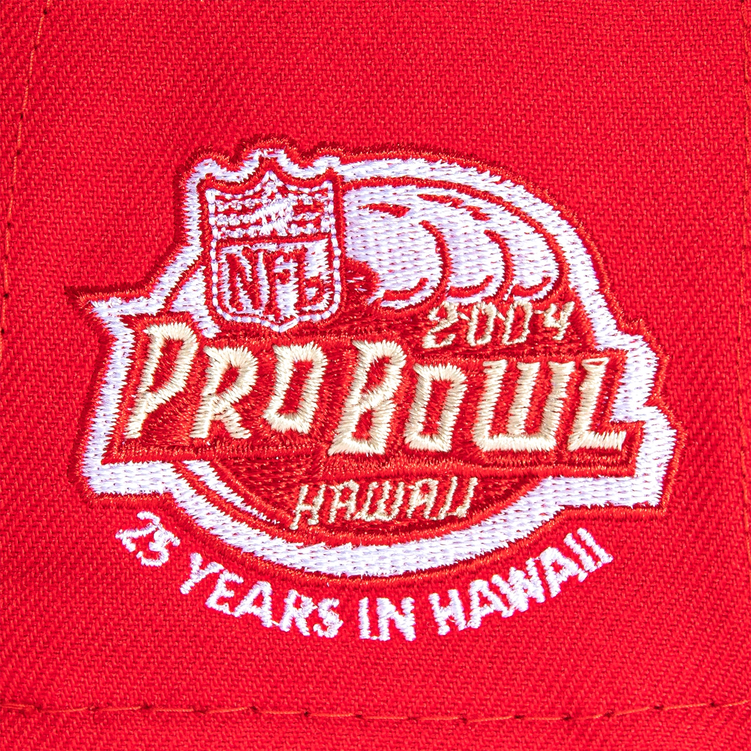 New Era 59Fifty Cleveland Browns 2004 Pro Bowl Patch Snapback Hat - Red & White Ice Cream Colorway | NFL Football Fan Gear for Games, Tailgating & Collectors