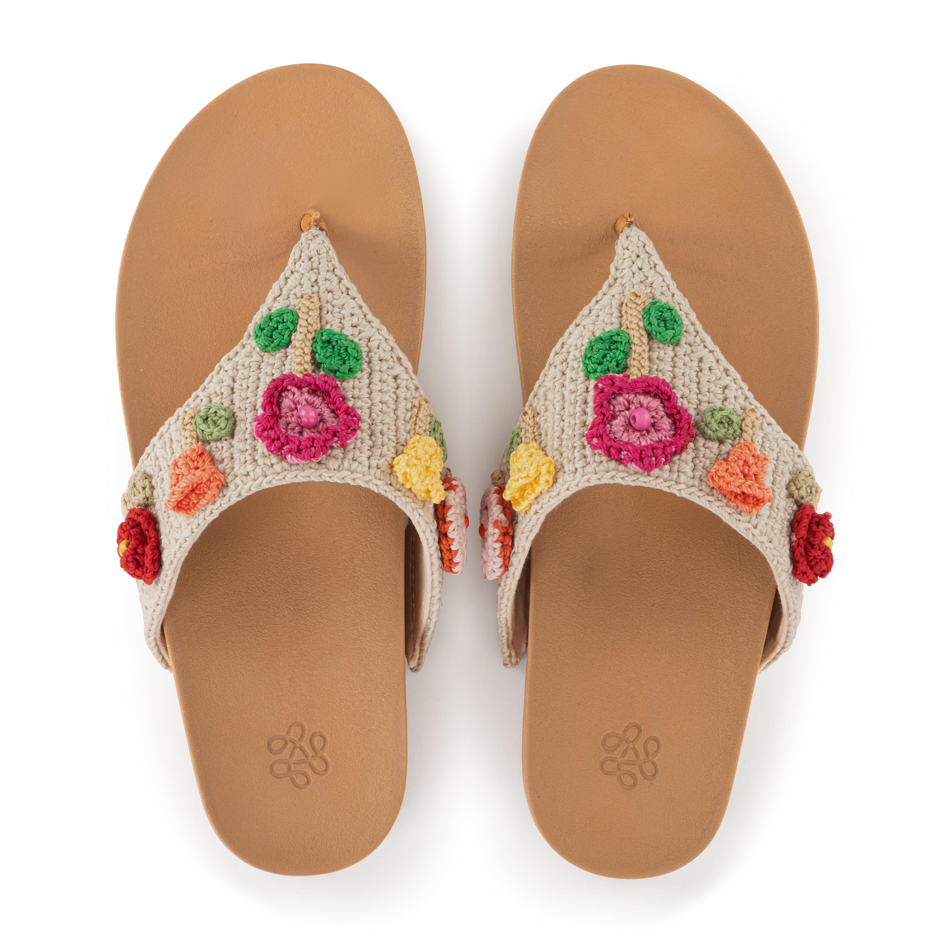 Everly Women's Comfortable Flat Sandals - Lightweight & Breathable Summer Shoes for Walking, Beach, and Casual Outings
