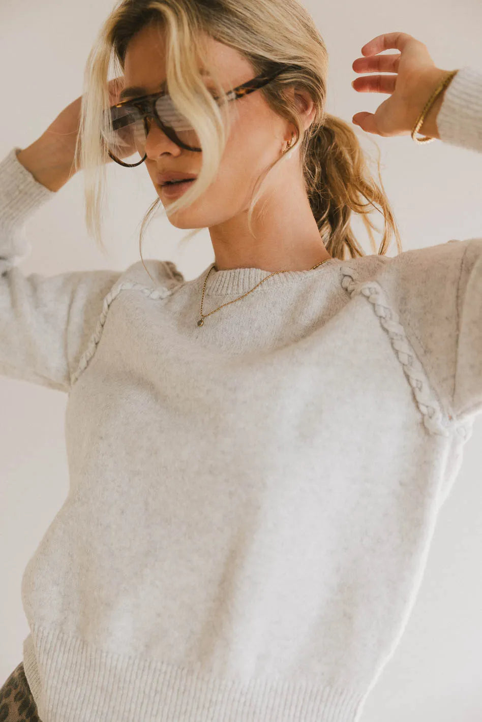 Leony Braided Sweater Women's Grey Knit Pullover - Cozy Winter Fashion for Casual Outings & Office Wear
