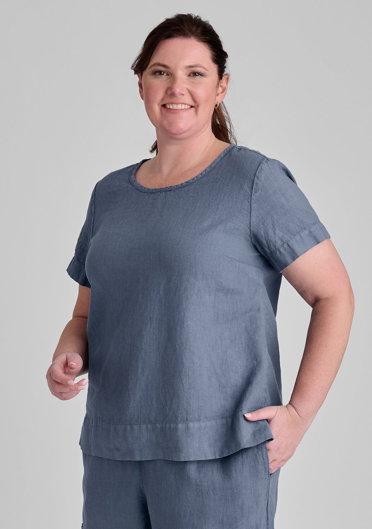 Roadie Tee - Premium Linen T-Shirt for Men & Women | Breathable & Comfortable Summer Casual Wear | Perfect for Travel, Beach & Everyday Outfits
