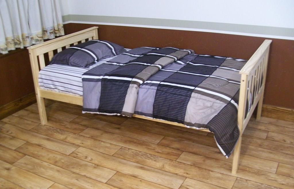 A&L Furniture Solid Wood Mission Bed Frame - Queen Size, Rustic Farmhouse Style Bedroom Furniture for Home Decor | Perfect for Master Bedroom, Guest Room & Airbnb