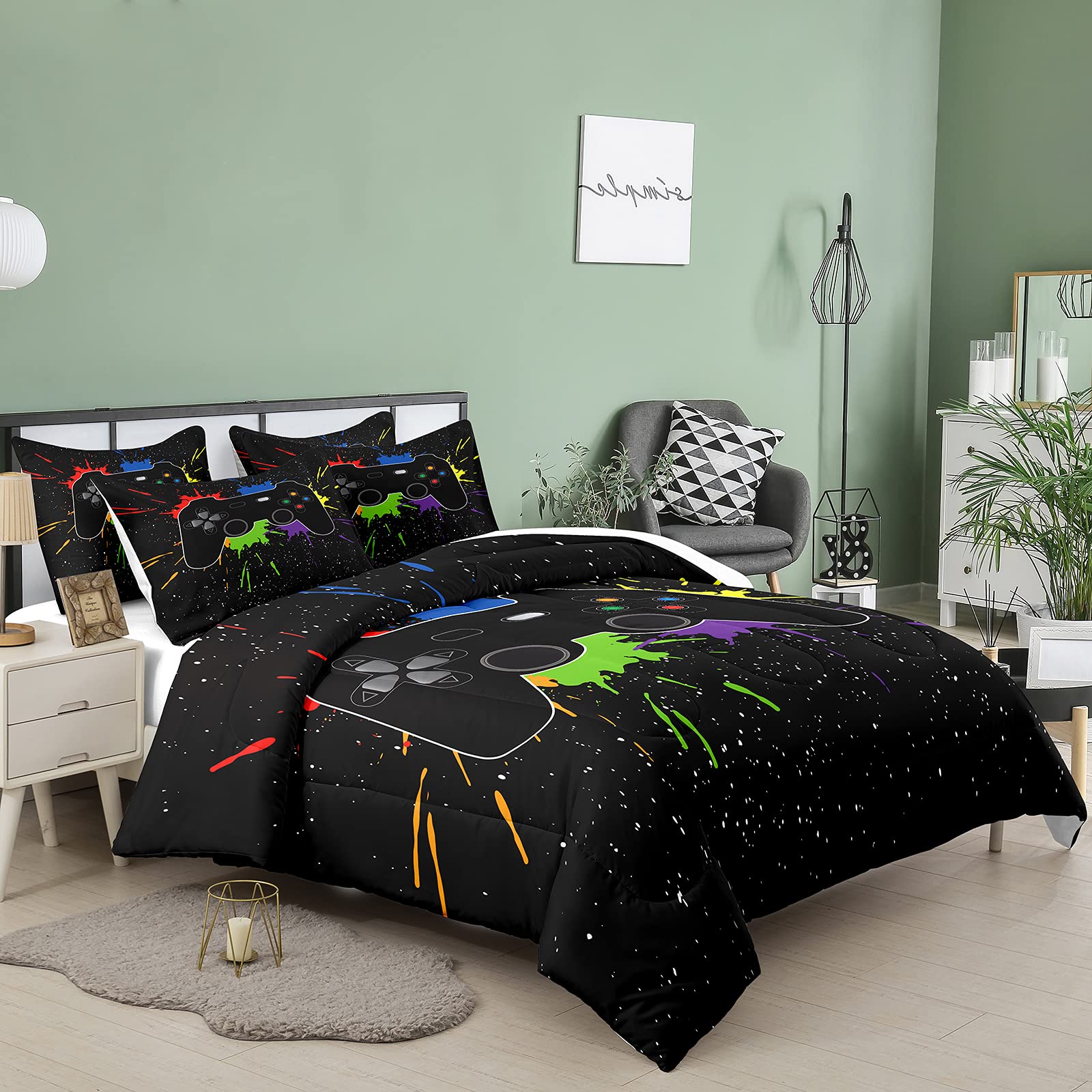Black Gaming Comforter Set Queen Size for Kids & Teens - Video Game Themed Bedding with 1 Comforter & 2 Pillowcases - Perfect for Boys' Bedrooms, Gaming Rooms & Sleepovers