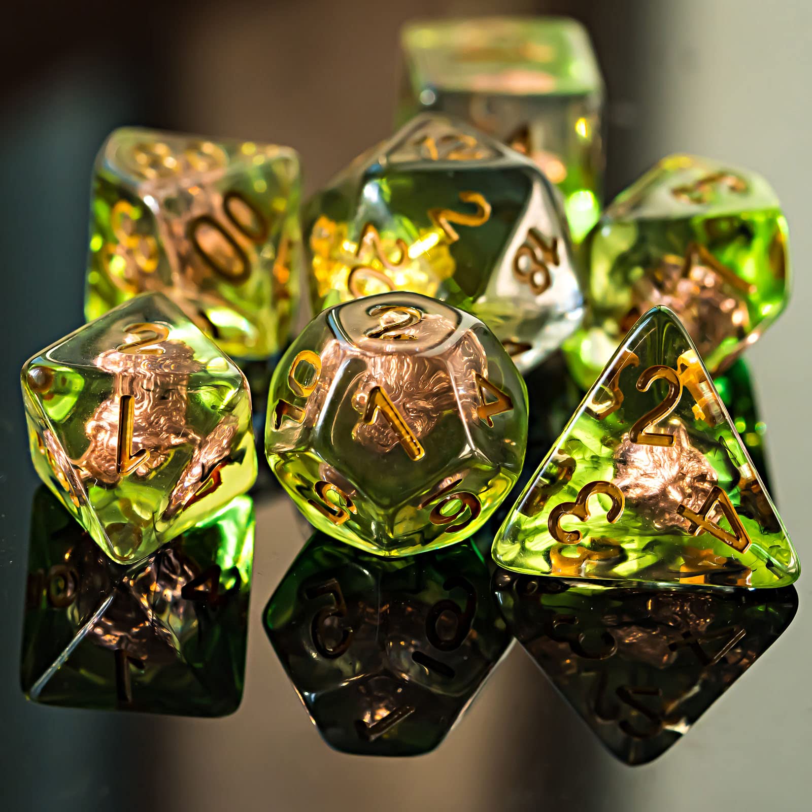 UDIXI 7PCS Polyhedral Dice Set for DND - 7-Die RPG Dice with Wolf Head Design, Perfect for Dungeons & Dragons, MTG, Pathfinder Tabletop Games | Great for Game Nights & Fantasy Roleplaying Adventures